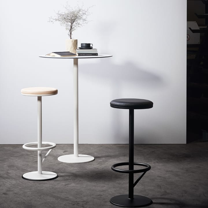 Orbit wysoki stołek barowy - biały matowy lakier, jasnobrązowa skóra - SMD Design