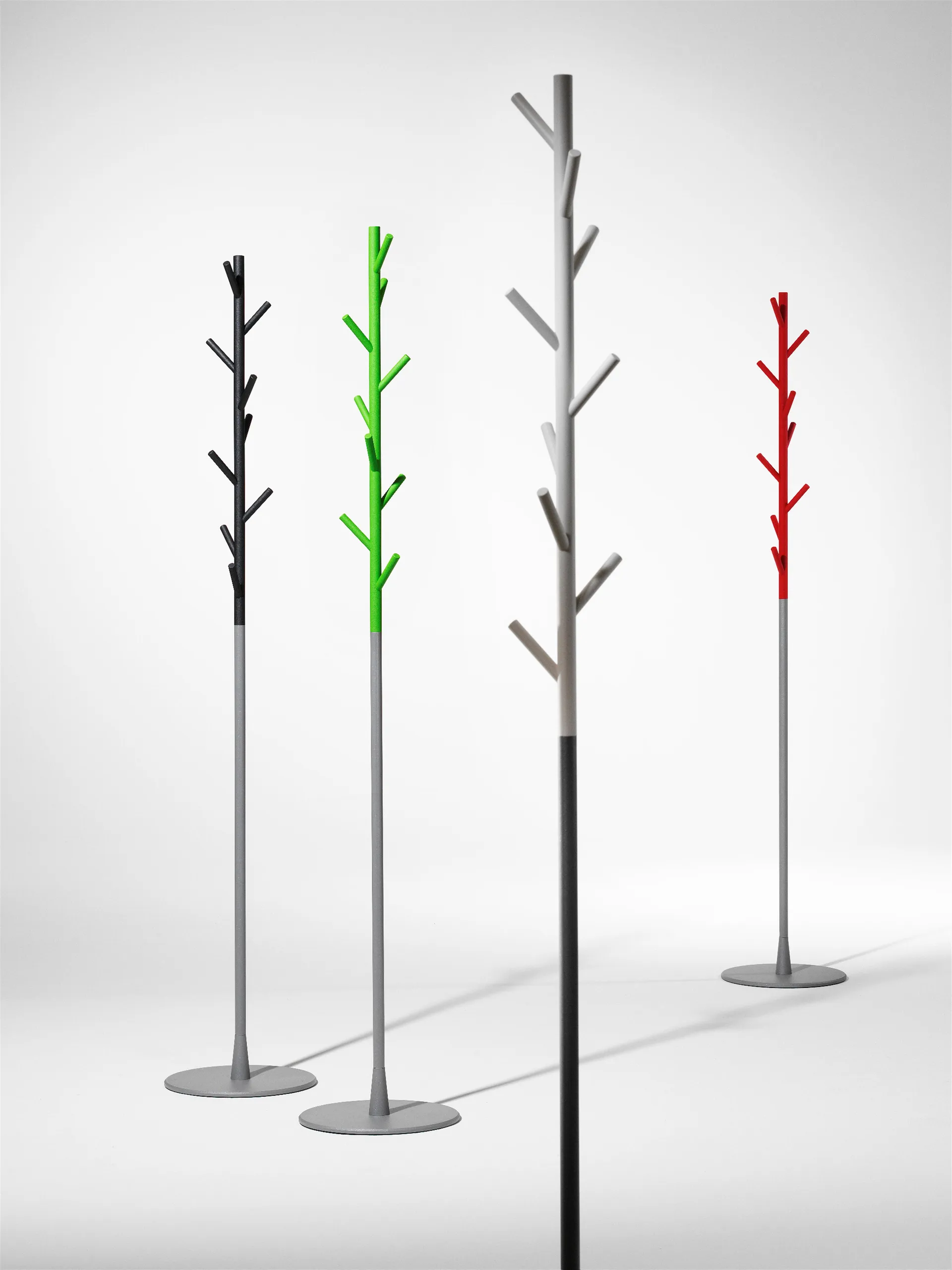 Sticks wieszak podłogowy na ubrania , ciemno szary-srebro SMD Design