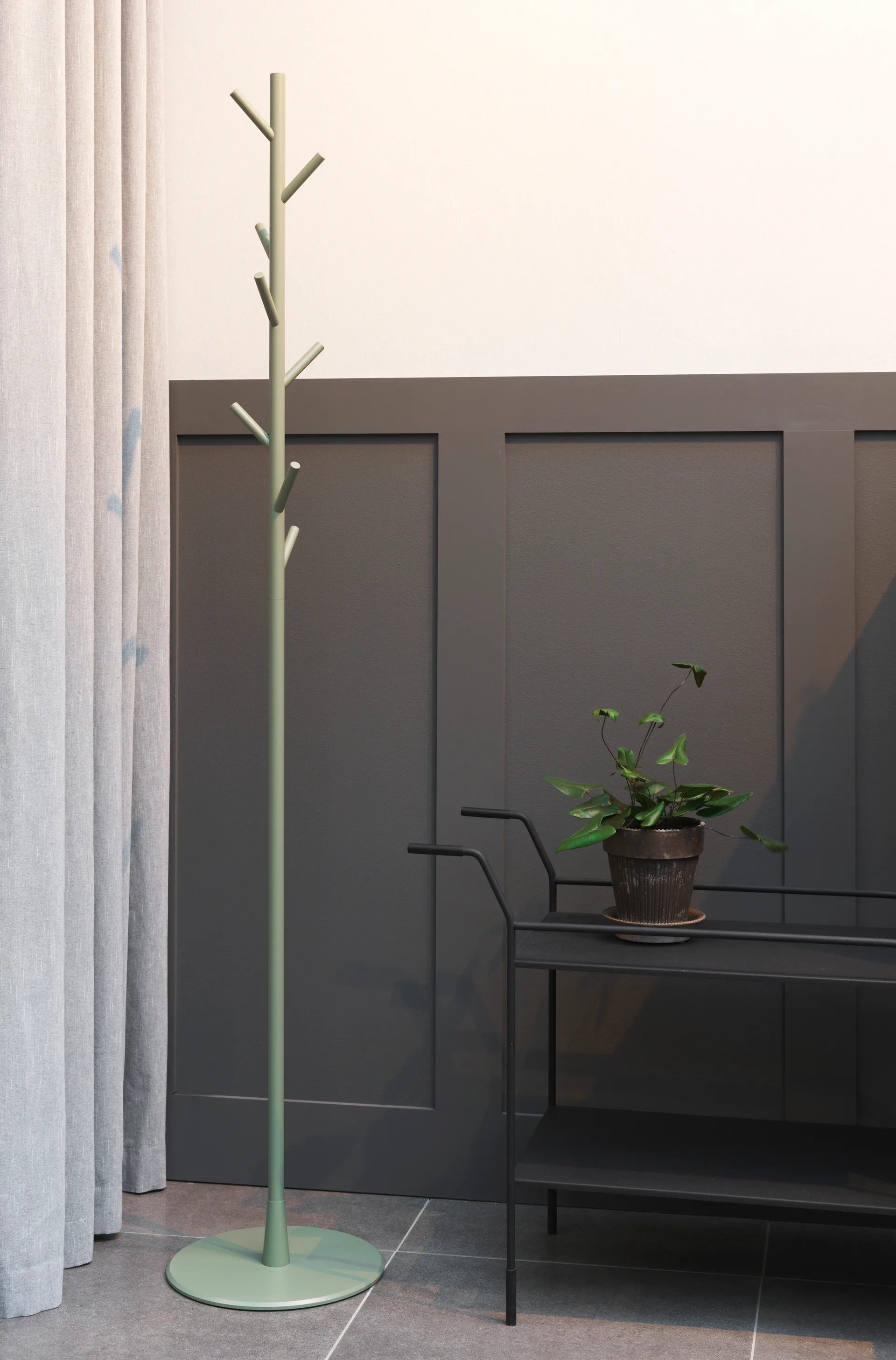 Sticks wieszak podłogowy na ubrania , Lipa SMD Design