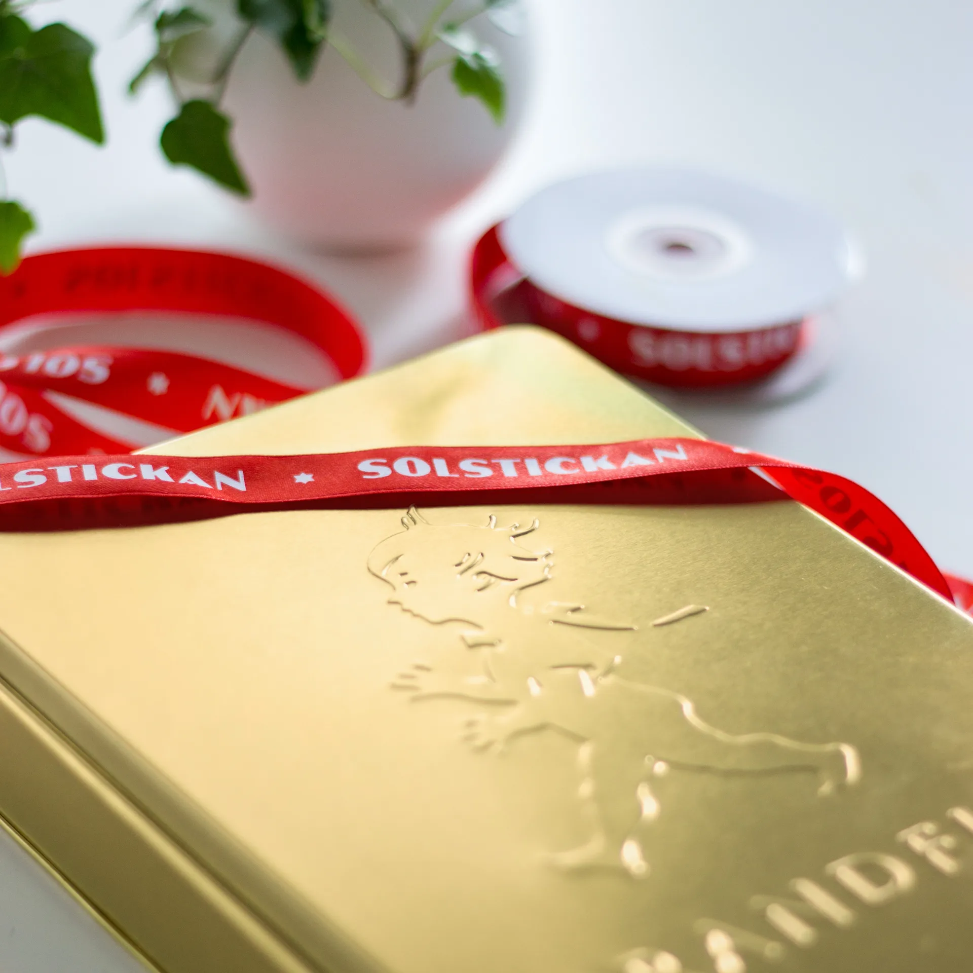 Koc gaśniczy Solstickan 120x120 cm, Złoty matowy Solstickan Design