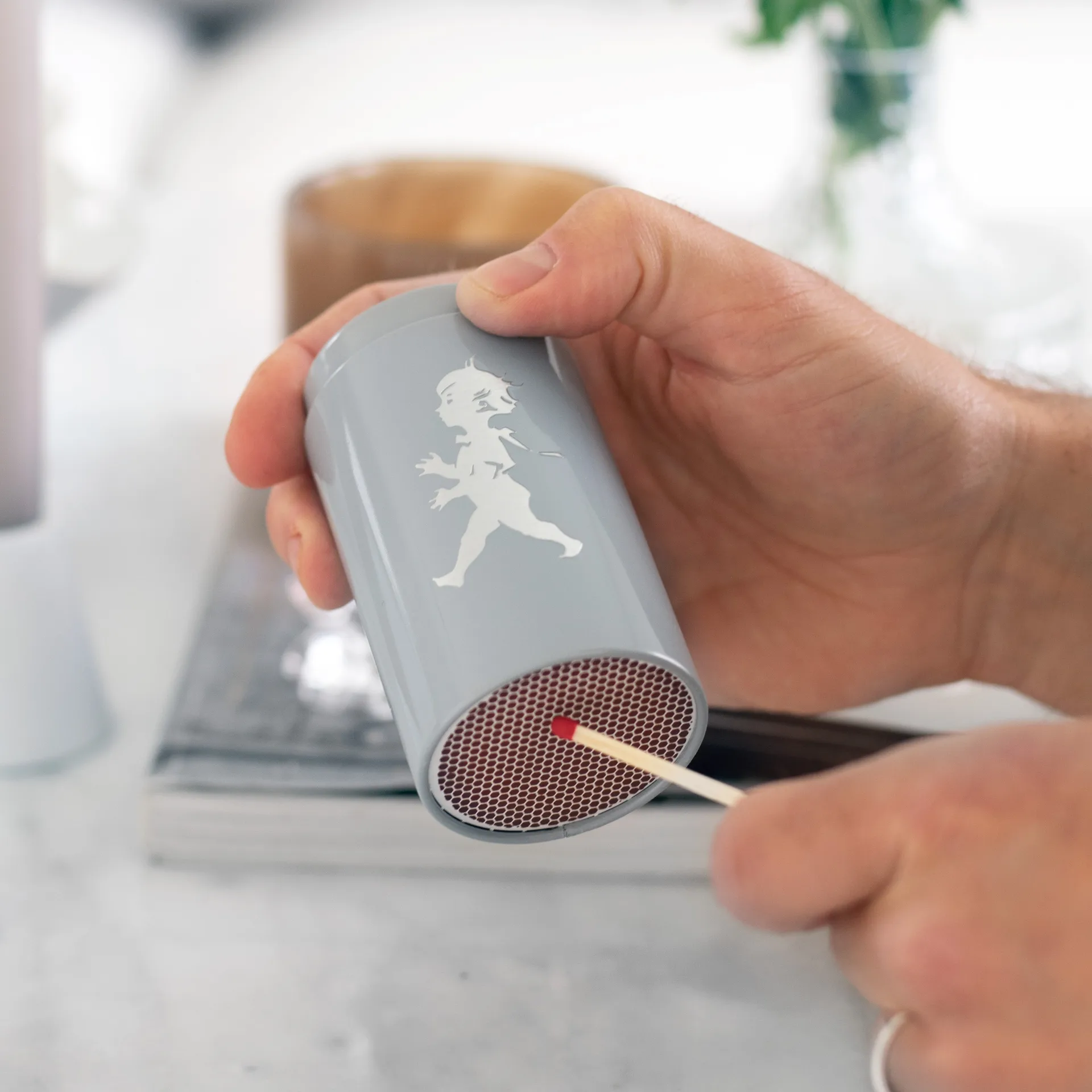 Puszka na zapałki Solstickan 100 -pak, Szara Solstickan Design