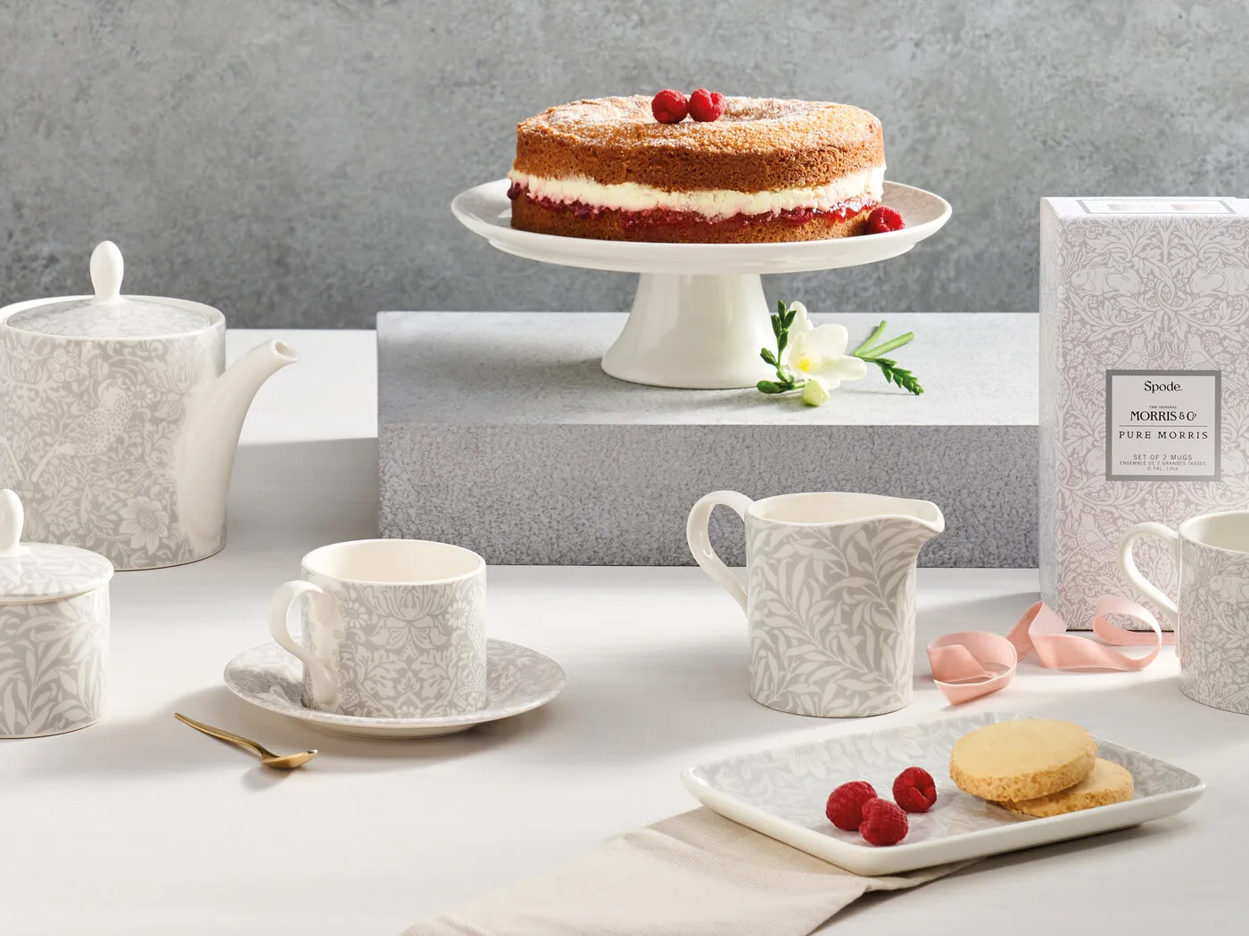 Strawberry Thief filiżanka ze spodkiem 280 ml, Grey Spode