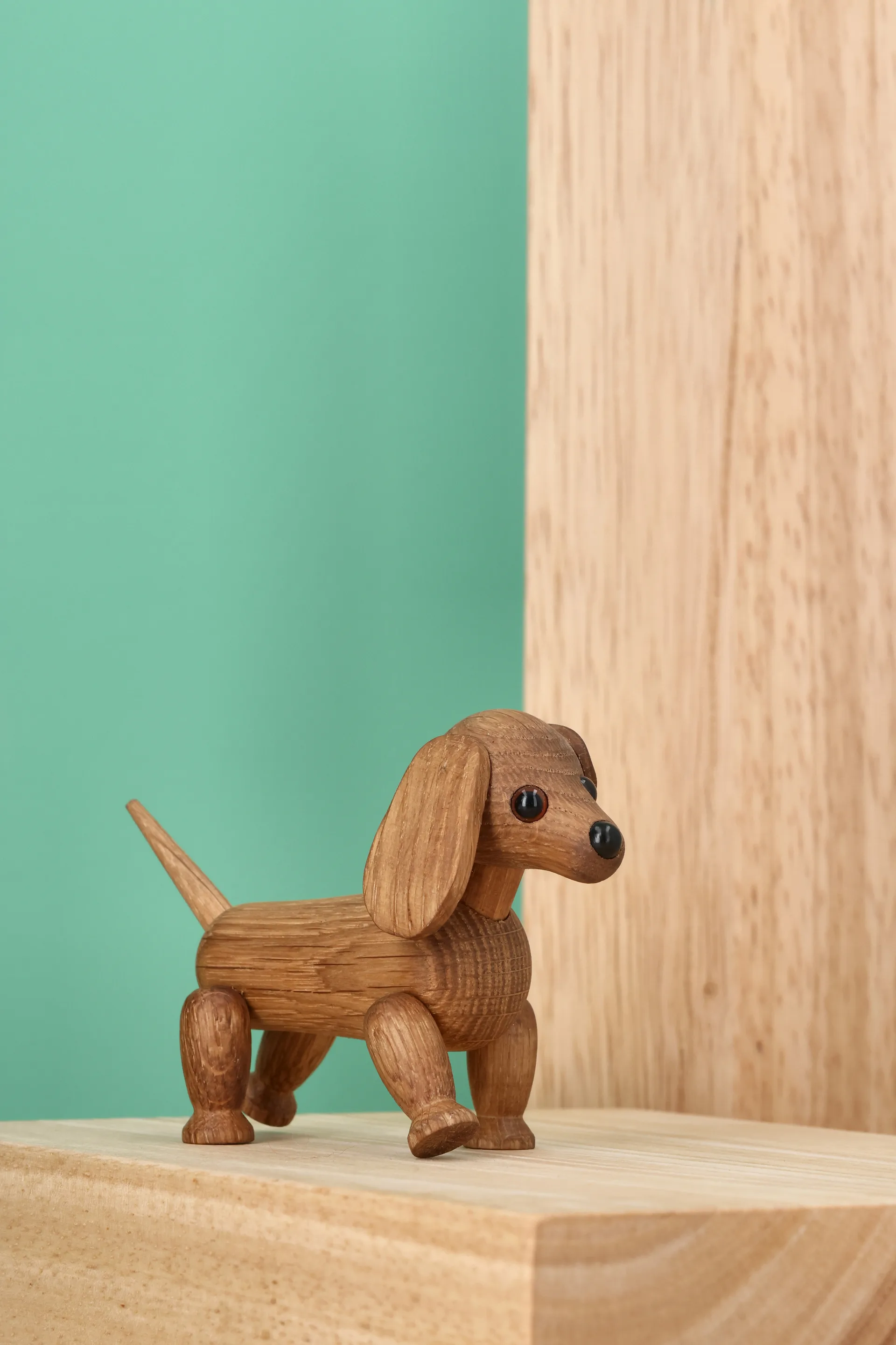 Figurka psa Chico, Beige, 10,5x4,8x6,8 cm Spring Copenhagen