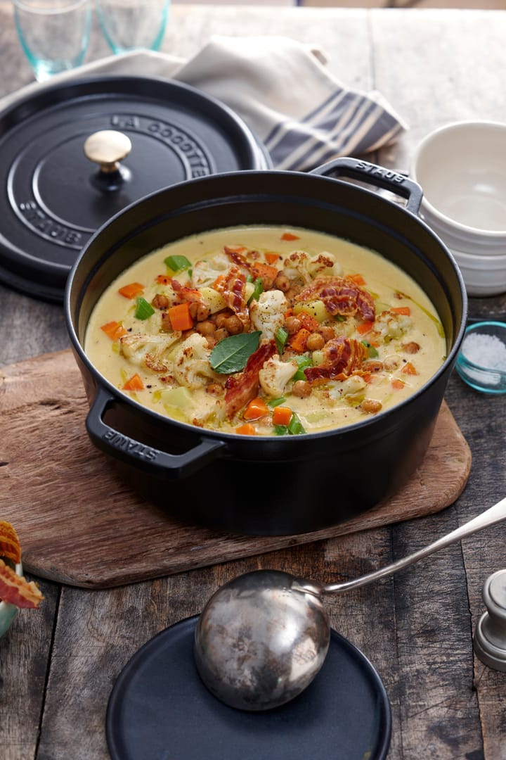 Staub okrągły garnek z żeliwa 6,7 l, czarny STAUB
