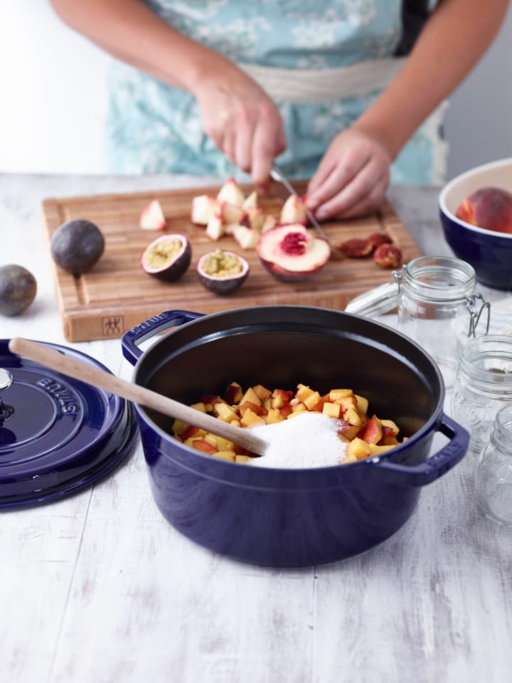 Staub okrągły garnek z żeliwa, trójwarstwowa emalia 3,8 l, ciemnoniebieski STAUB