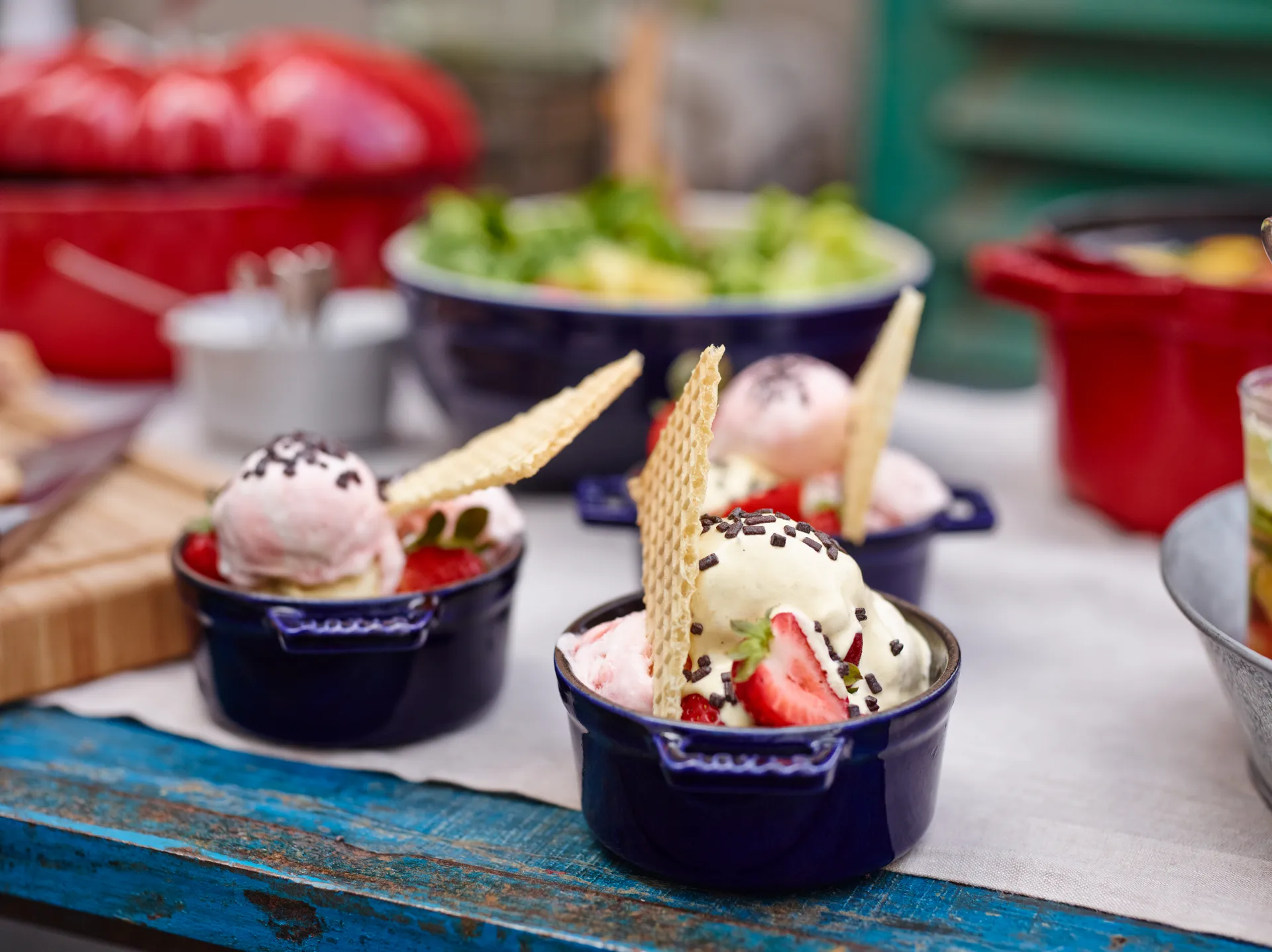 Staub okrągły garnek żeliwny La Cocotte 0,25 L, Ciemnoniebieski STAUB