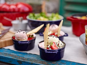 Staub okrągły garnek żeliwny La Cocotte 0,25 L - Ciemnoniebieski - STAUB