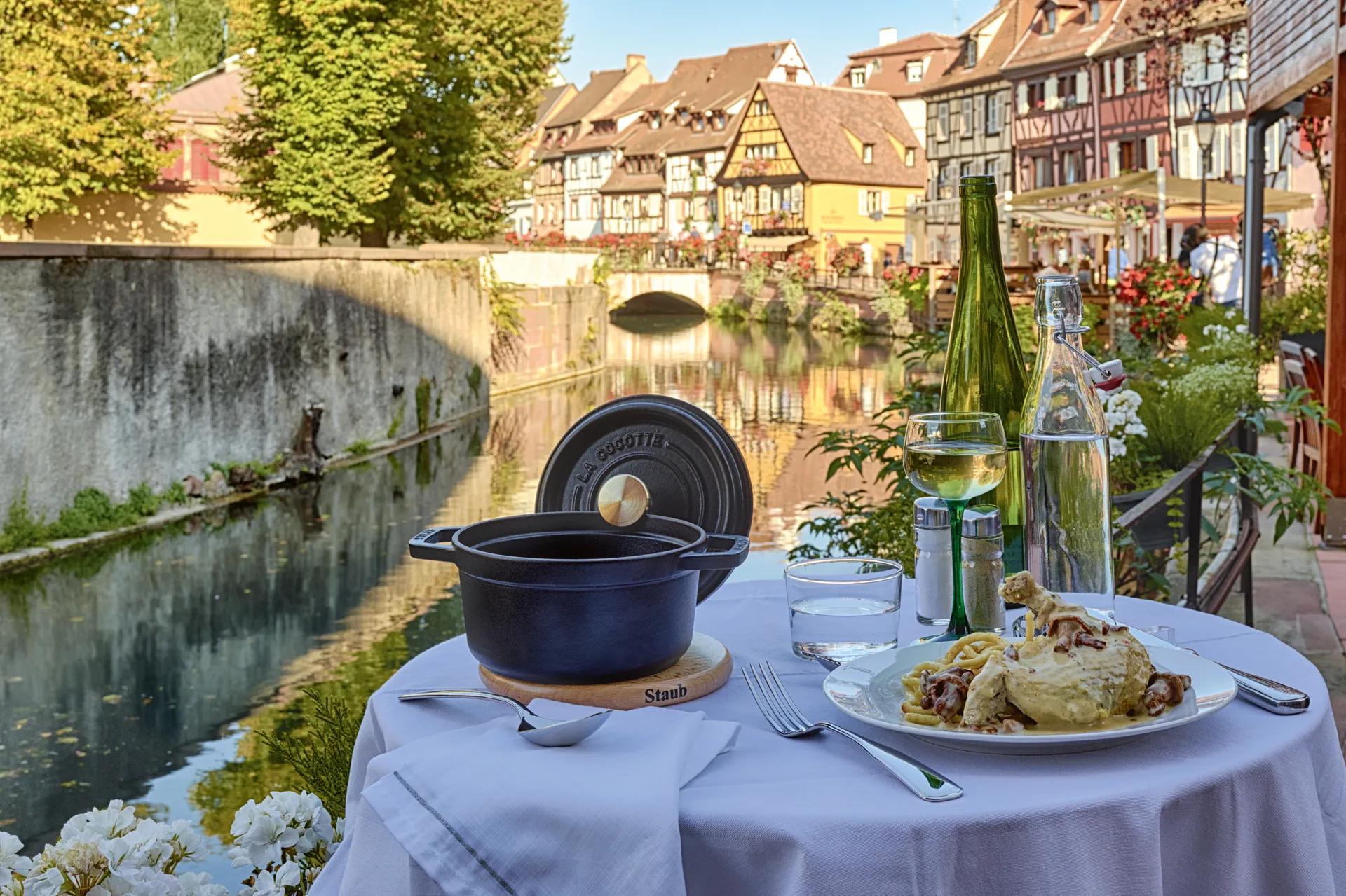 Staub okrągły garnek żeliwny La Cocotte 1,2 L, Czarny STAUB