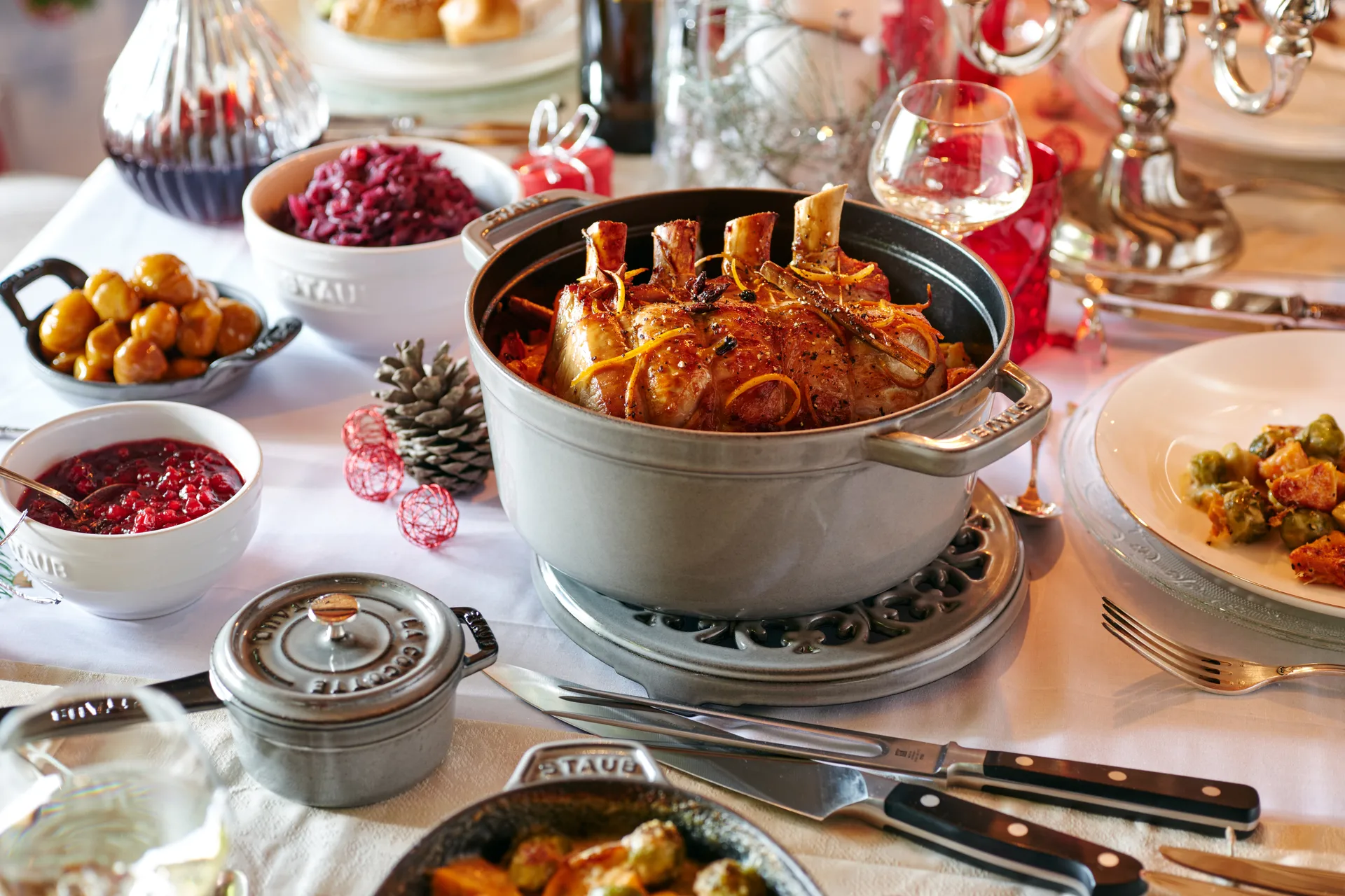 Staub okrągły garnek żeliwny La Cocotte 12,6 L, Grafitowy szary STAUB