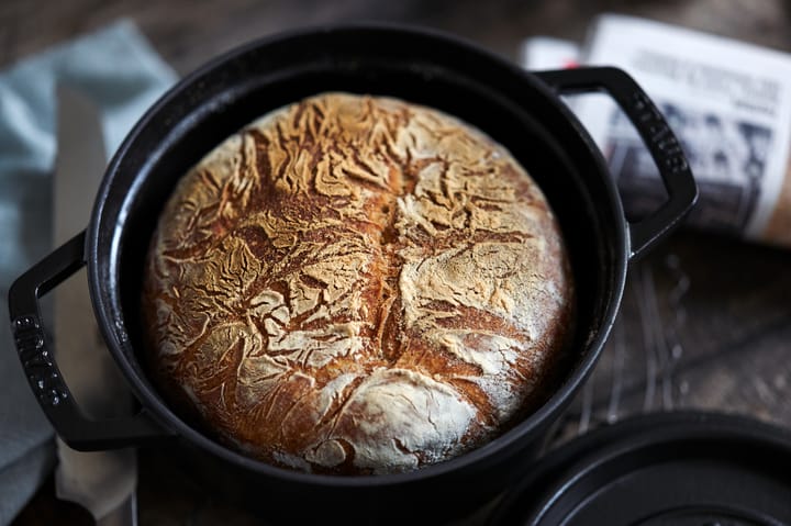 Staub okrągły garnek żeliwny La Cocotte 1,7 L, Czarny STAUB