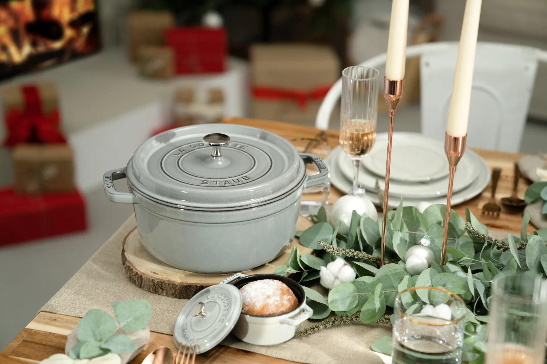Staub okrągły garnek żeliwny La Cocotte 2,6 L, Grafitowy szary STAUB