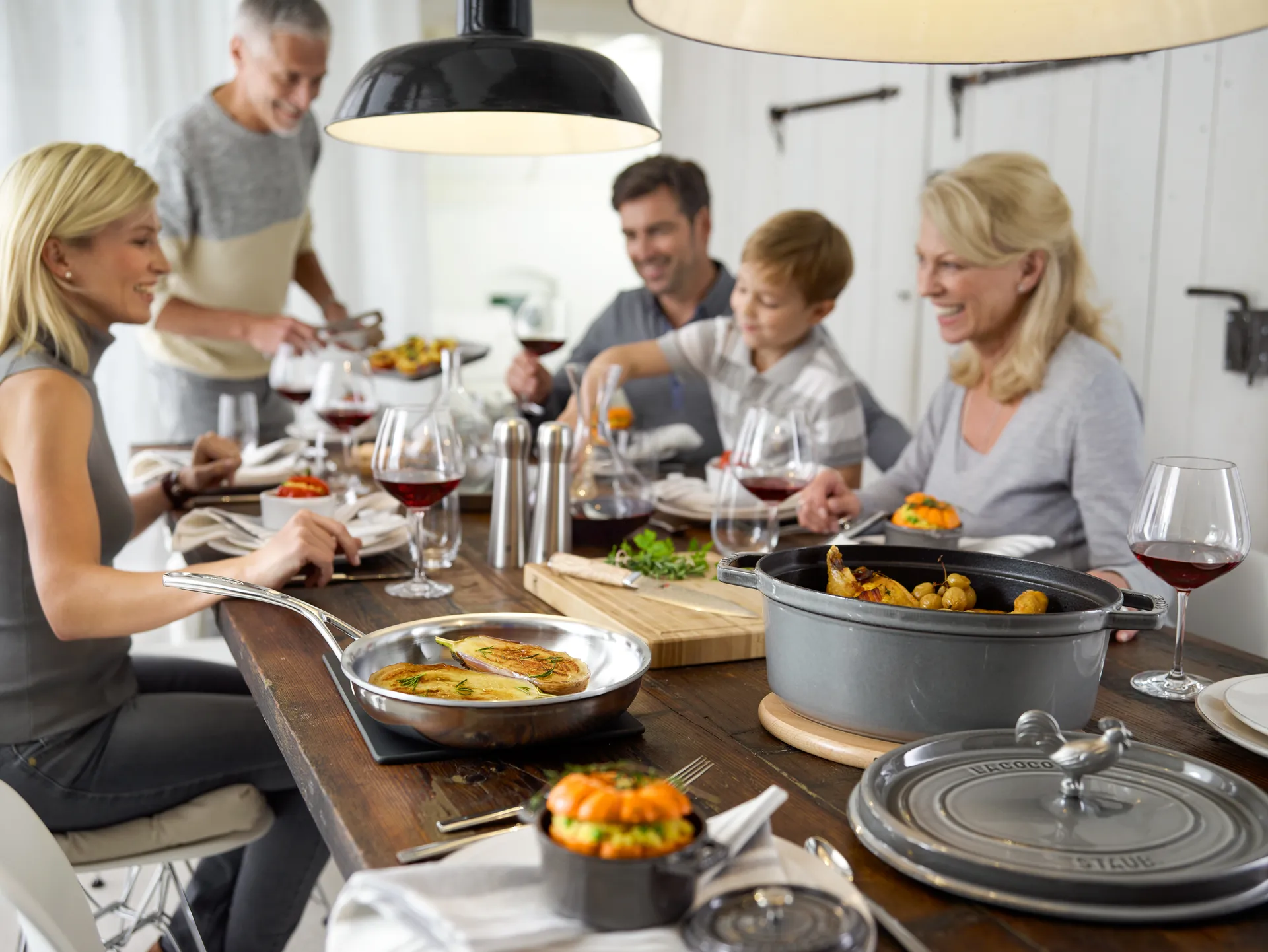 Staub owalny garnek żeliwny La Cocotte 3,2 L, Grafitowy szary STAUB