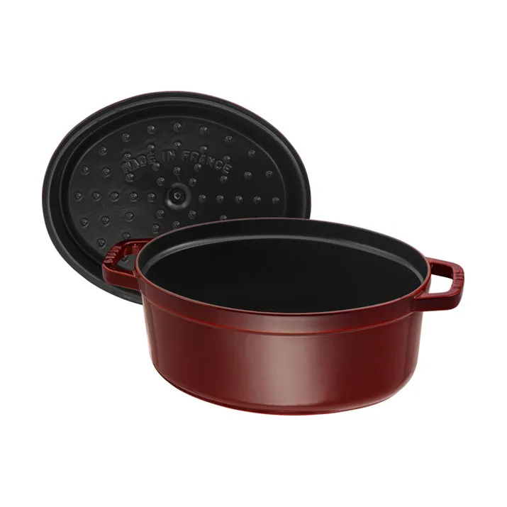Staub owalny garnek żeliwny La Cocotte 4,2 L, Grenadynowy czerwony STAUB