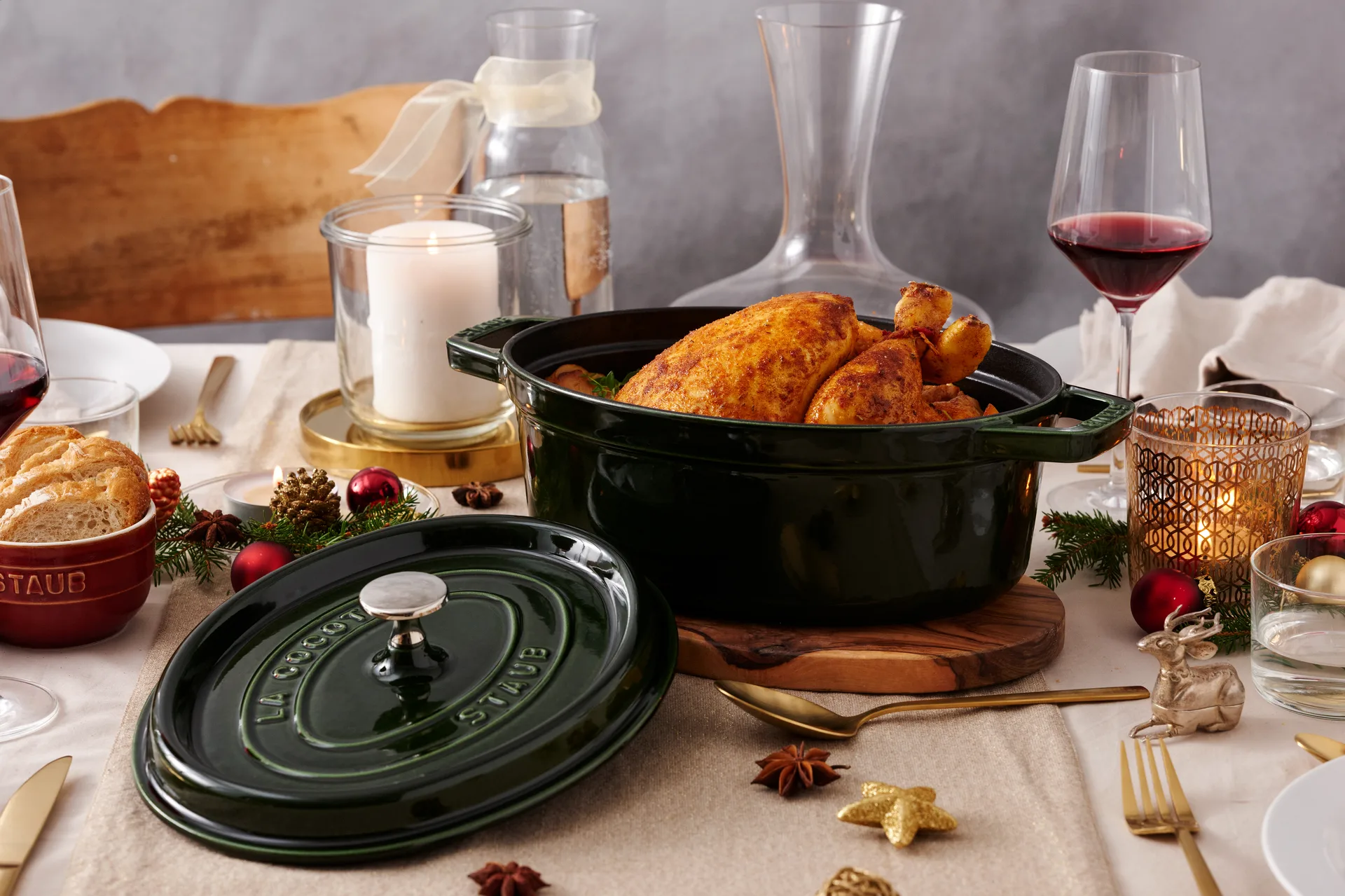 Staub owalny garnek żeliwny La Cocotte 5,5 L, Bazyliowa zieleń STAUB