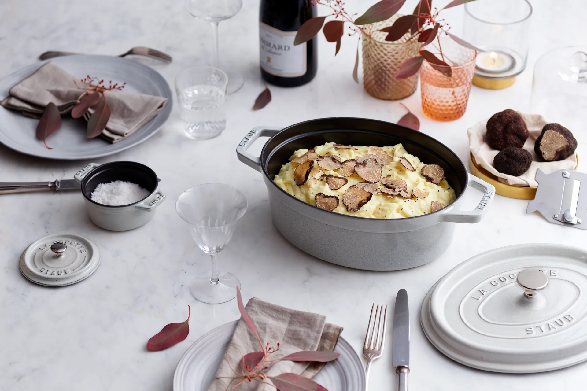 Staub owalny garnek żeliwny La Cocotte 6,7 L, White truffle STAUB