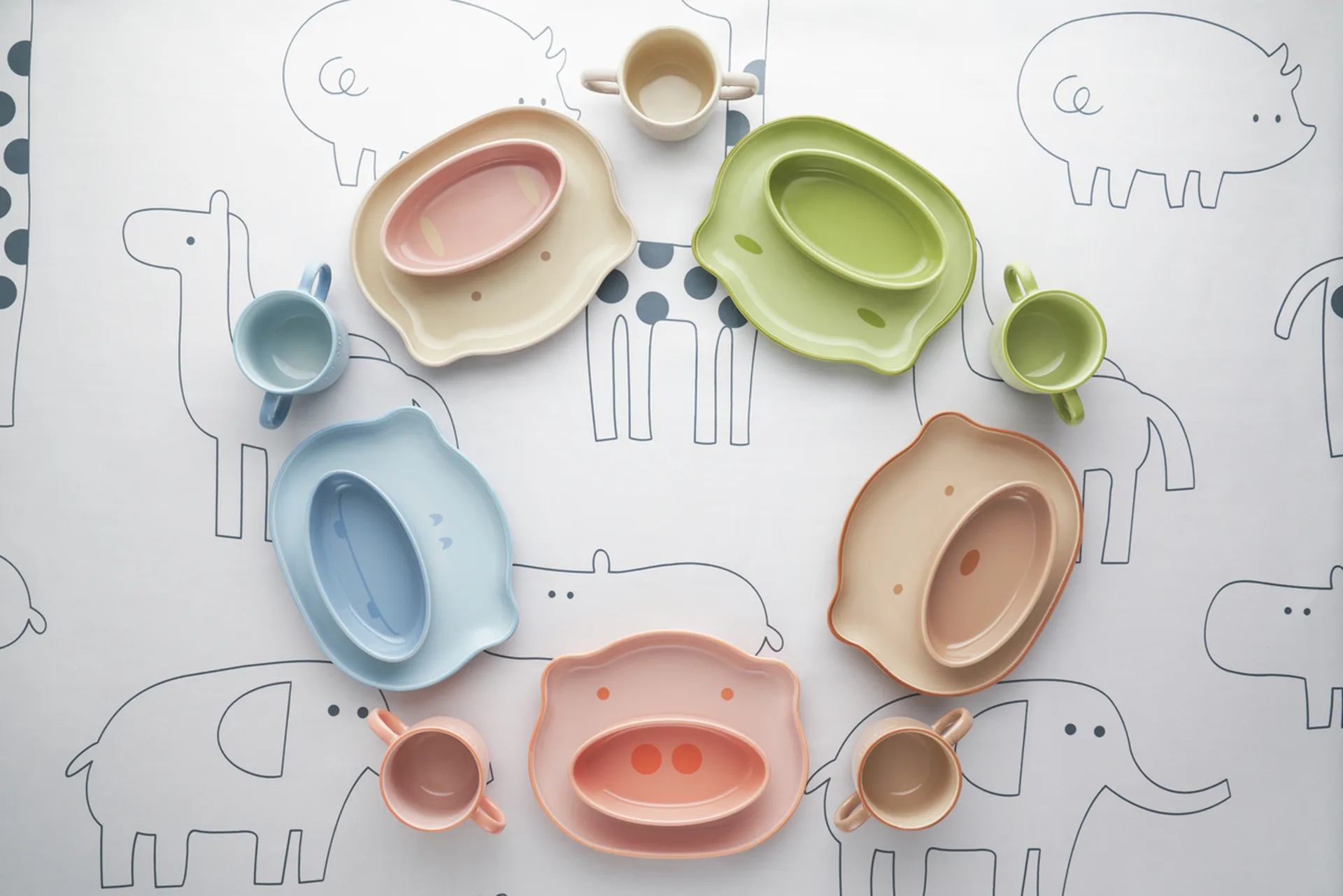 Staub - Zastawa stołowa dla dzieci 4 szt., Brązowy STAUB