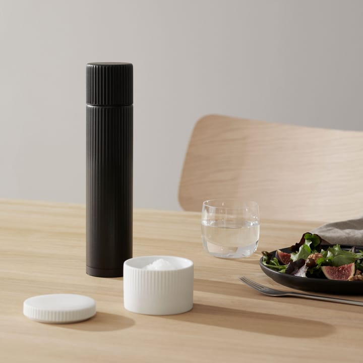 Młynek do pieprzu Pleat, Czarny Stelton