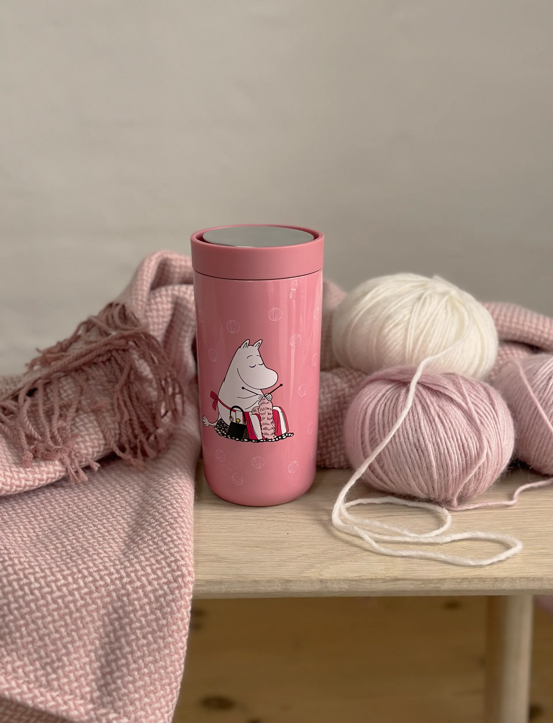 Termokubek To Go Click Muminki 0,2 l, Moomin knitting Stelton