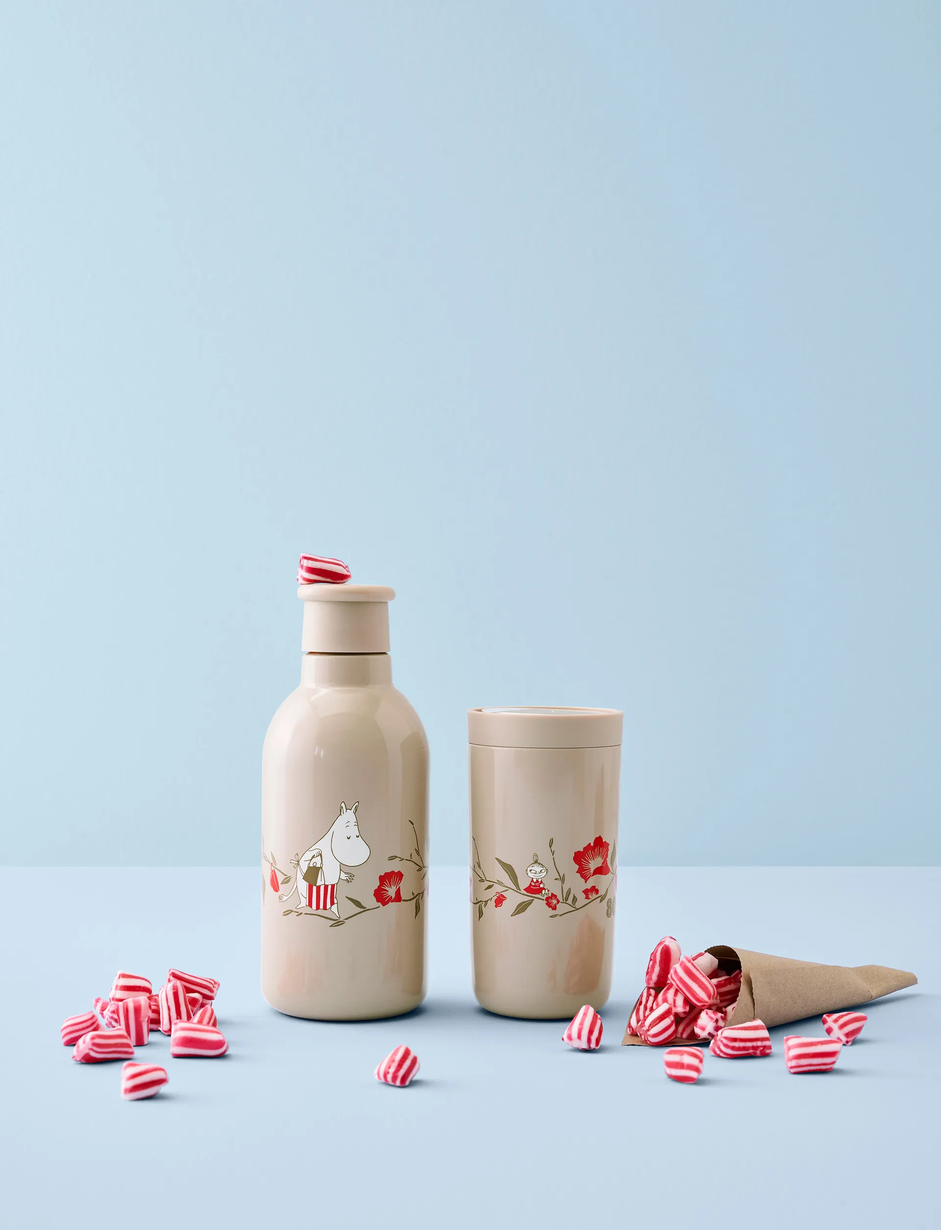 Termokubek To Go Click Muminki 0,2 l, Moominmamma’s Tea party Stelton