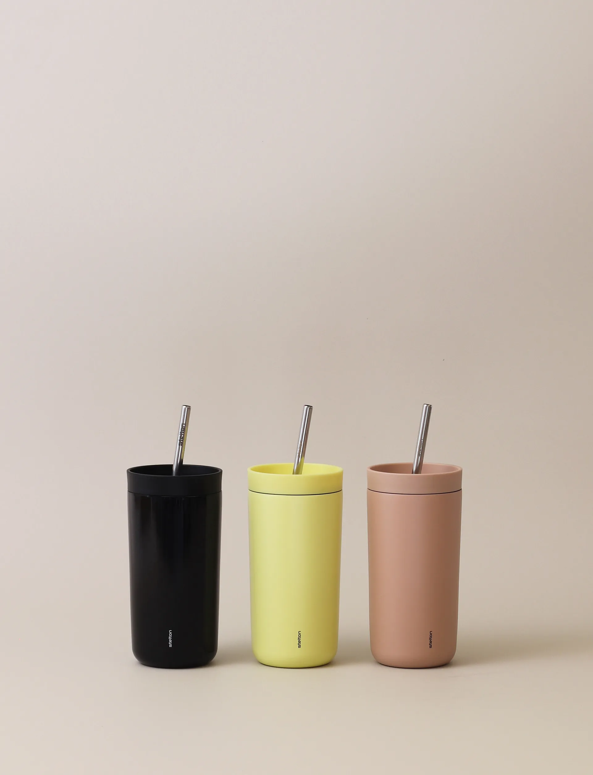 Termos To Go Sip ze słomką 0,4 L, Soft black Stelton