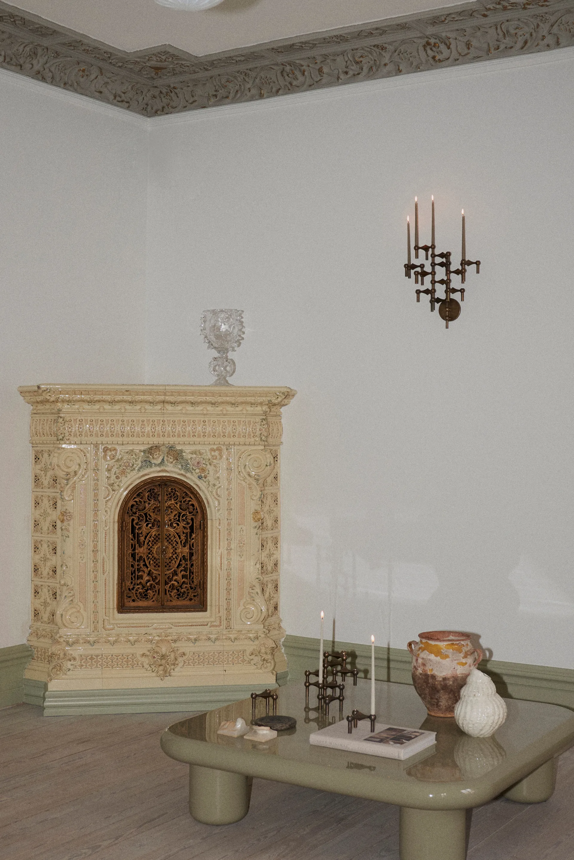 Świecznik ścienny STOFF Nagel, Bronzed brass STOFF