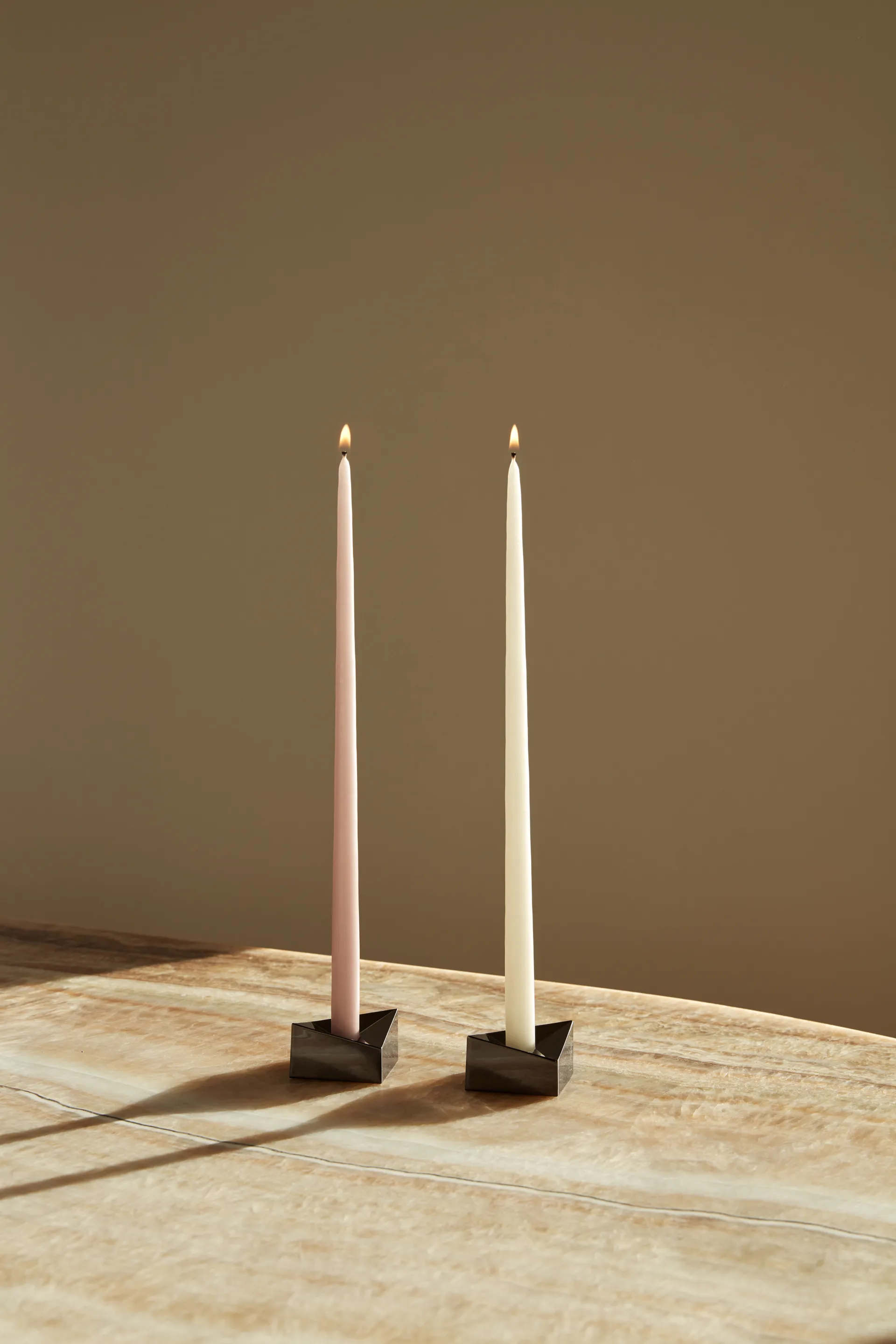 Świecznik STOFF Nagel reflect mały 2,7 cm, Czarny chrom STOFF