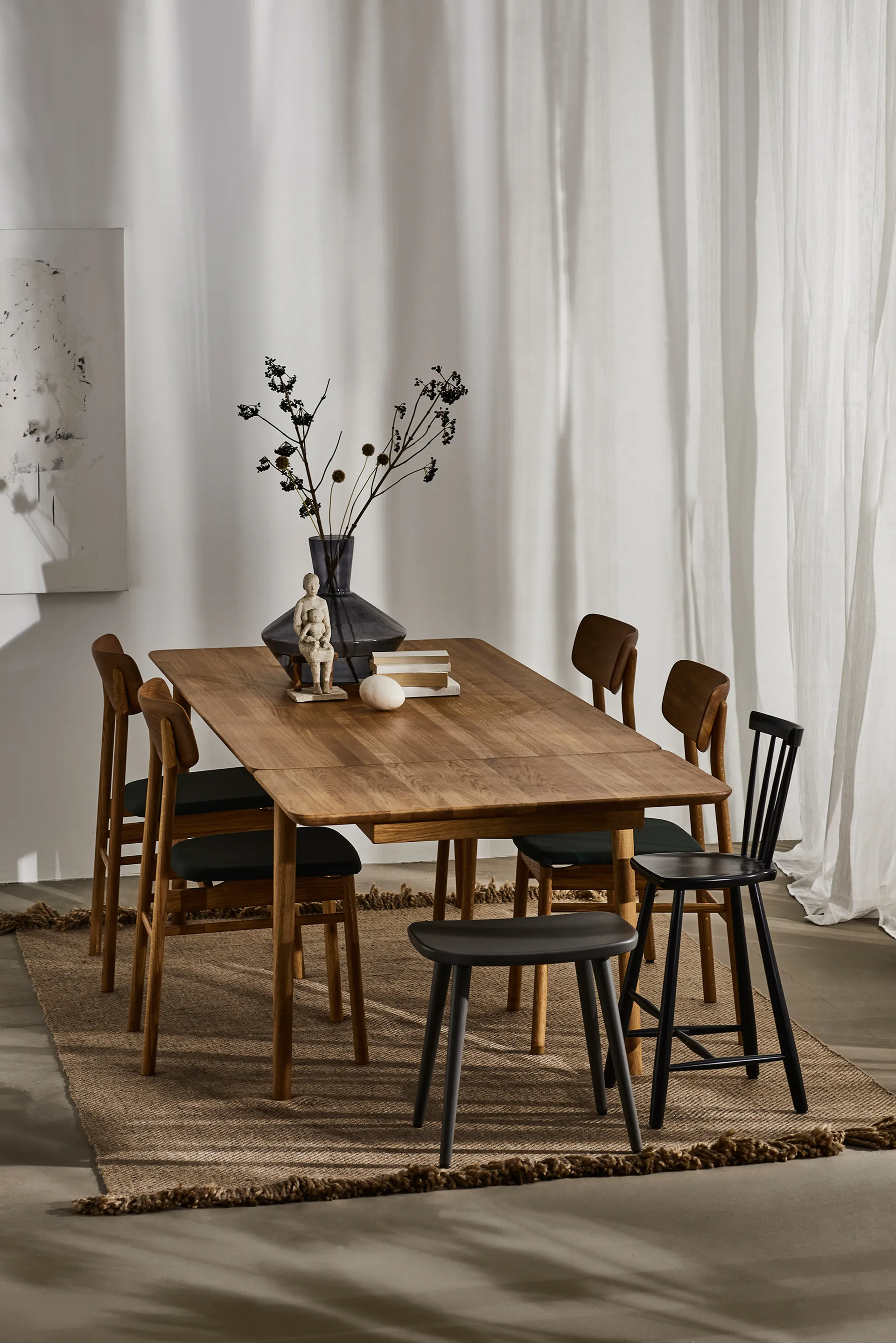 Krzesło Prima Vista, dąb olejowany, Skóra elmotique 99001 czarny Stolab