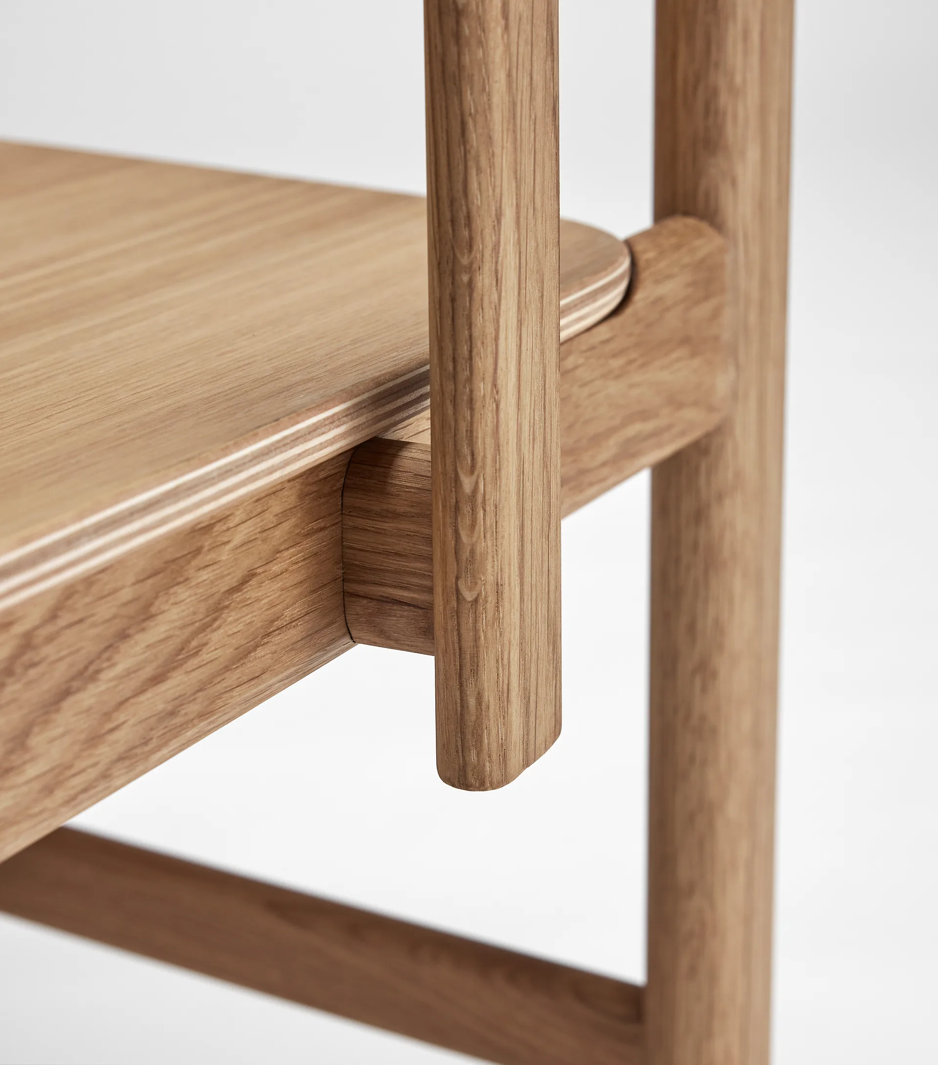 Krzesło z podłokietnikami Pal , Dąb, naturalny olej Stolab