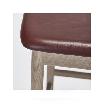 Prima Vista krzesło barowe - skóra elmo ciemny brąz, biały olejowany dąb - Stolab