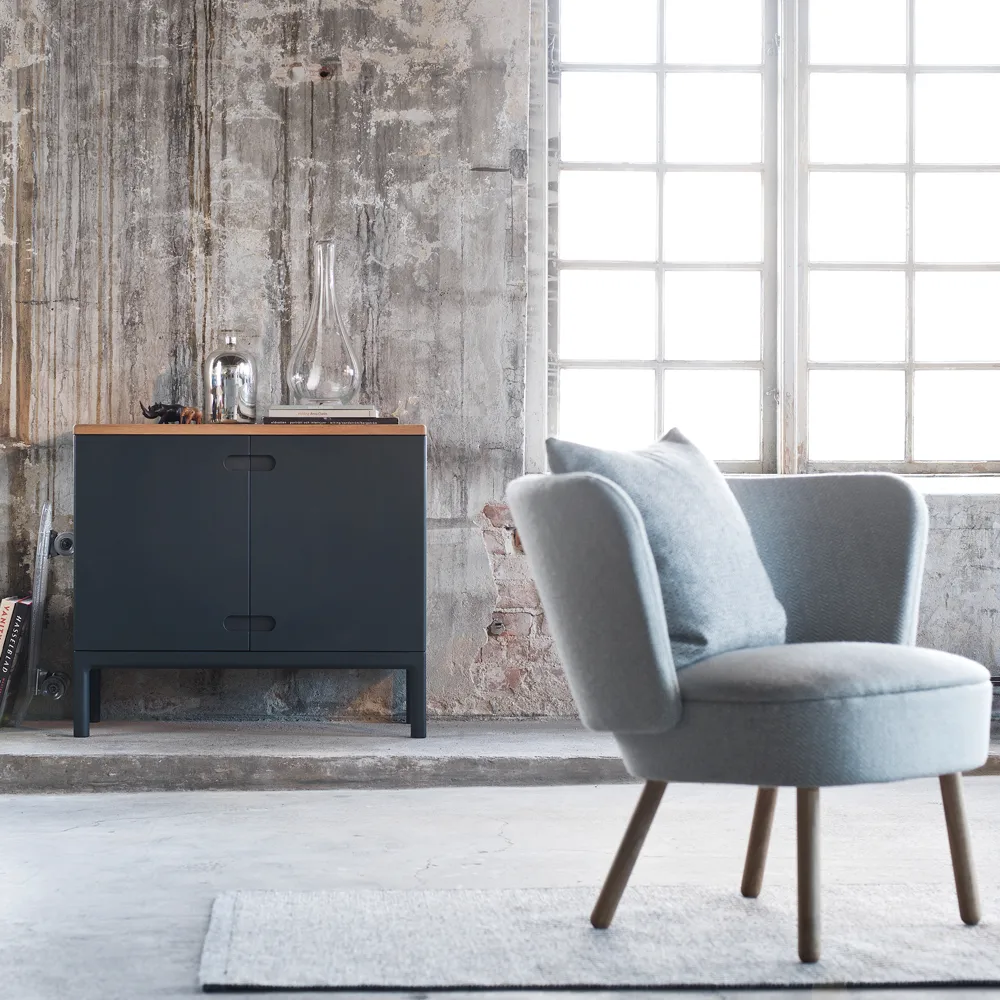 Prio gabinet niski, olej brzozowy biały, drzwi drewniane Stolab