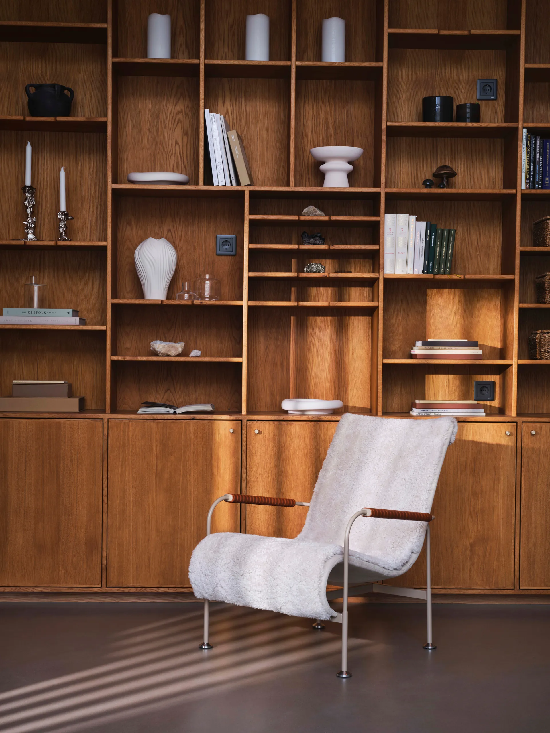 Fotel Serpentine, Tkanina Romo Linara Rye-chrom-tärnsjö Cognac Swedese