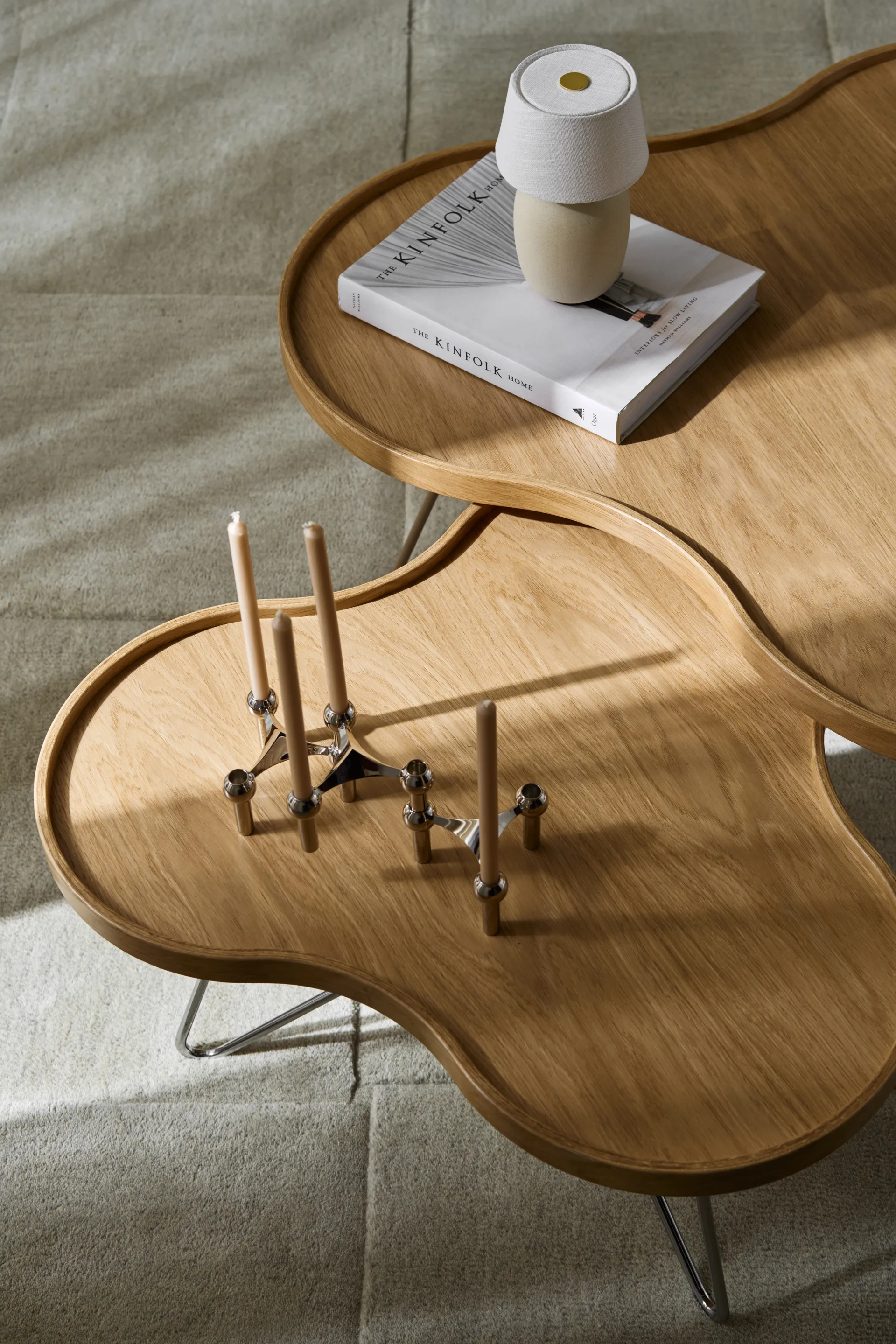 Stolik Flower mono 62x66 cm, H.39cm-dąb Natura-chrom Swedese