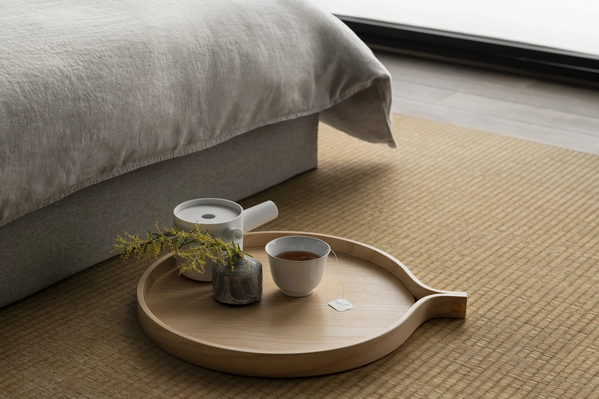 Taca Comma Ø40 cm, Jesion lakierowany Swedese