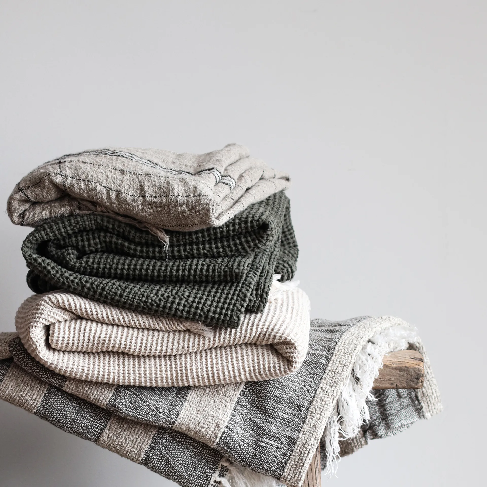 Koc Miro 180x260 cm, Forest (zielony) Tell Me More