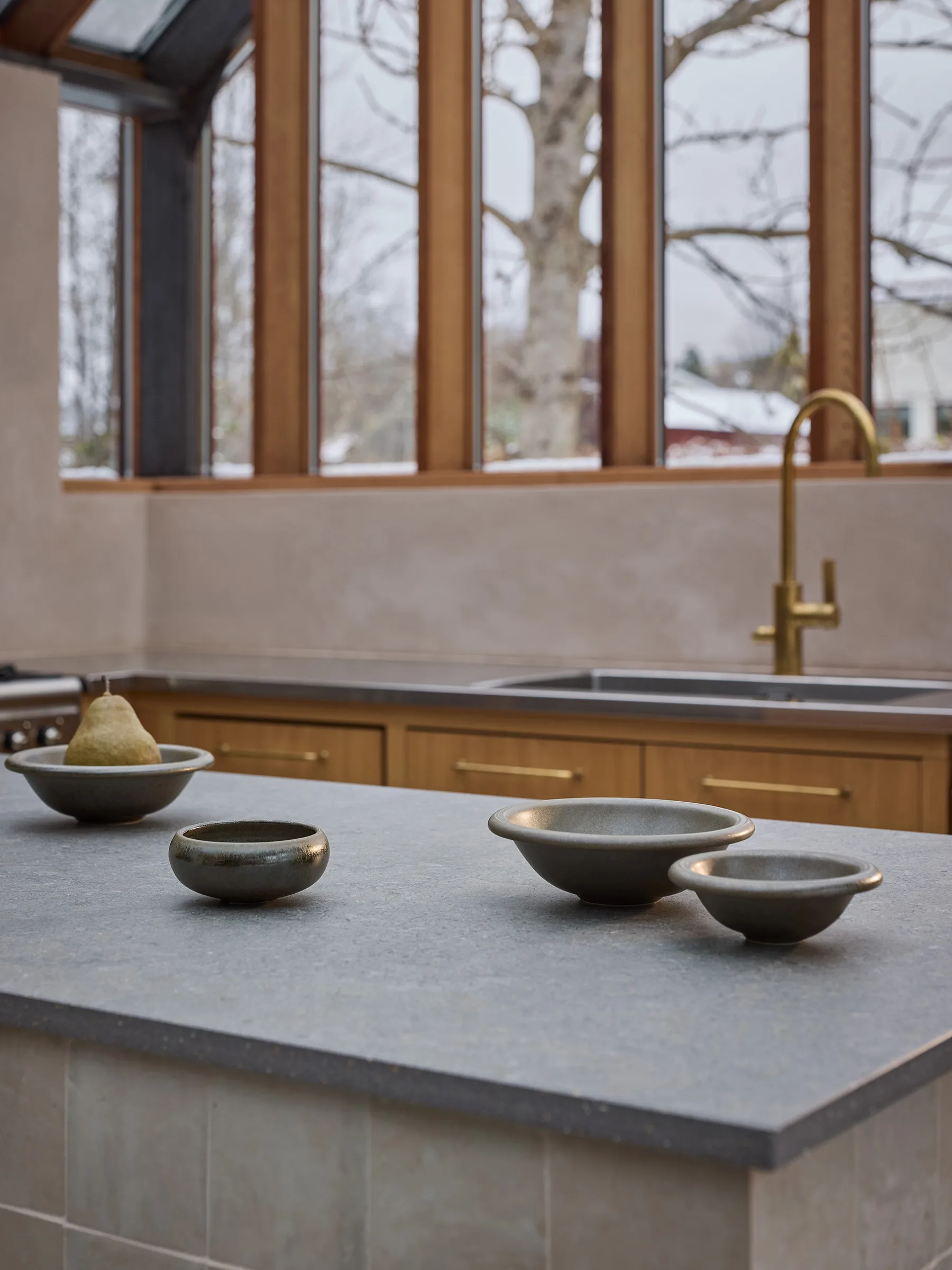 Miska Elba, Green brown, Ø18 cm Tell Me More