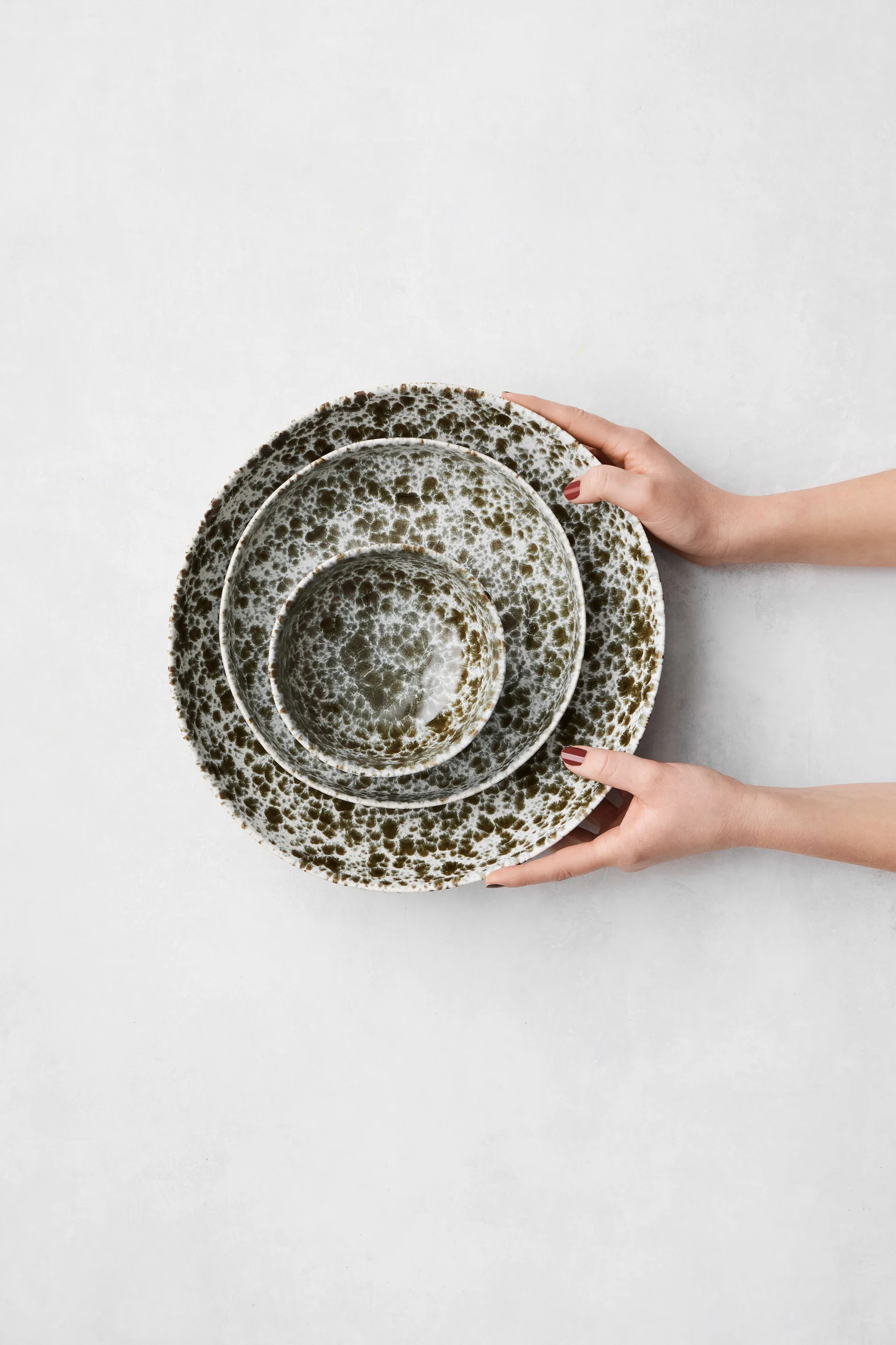 Miska Rivoli small Ø14 cm, Green splatter Tell Me More