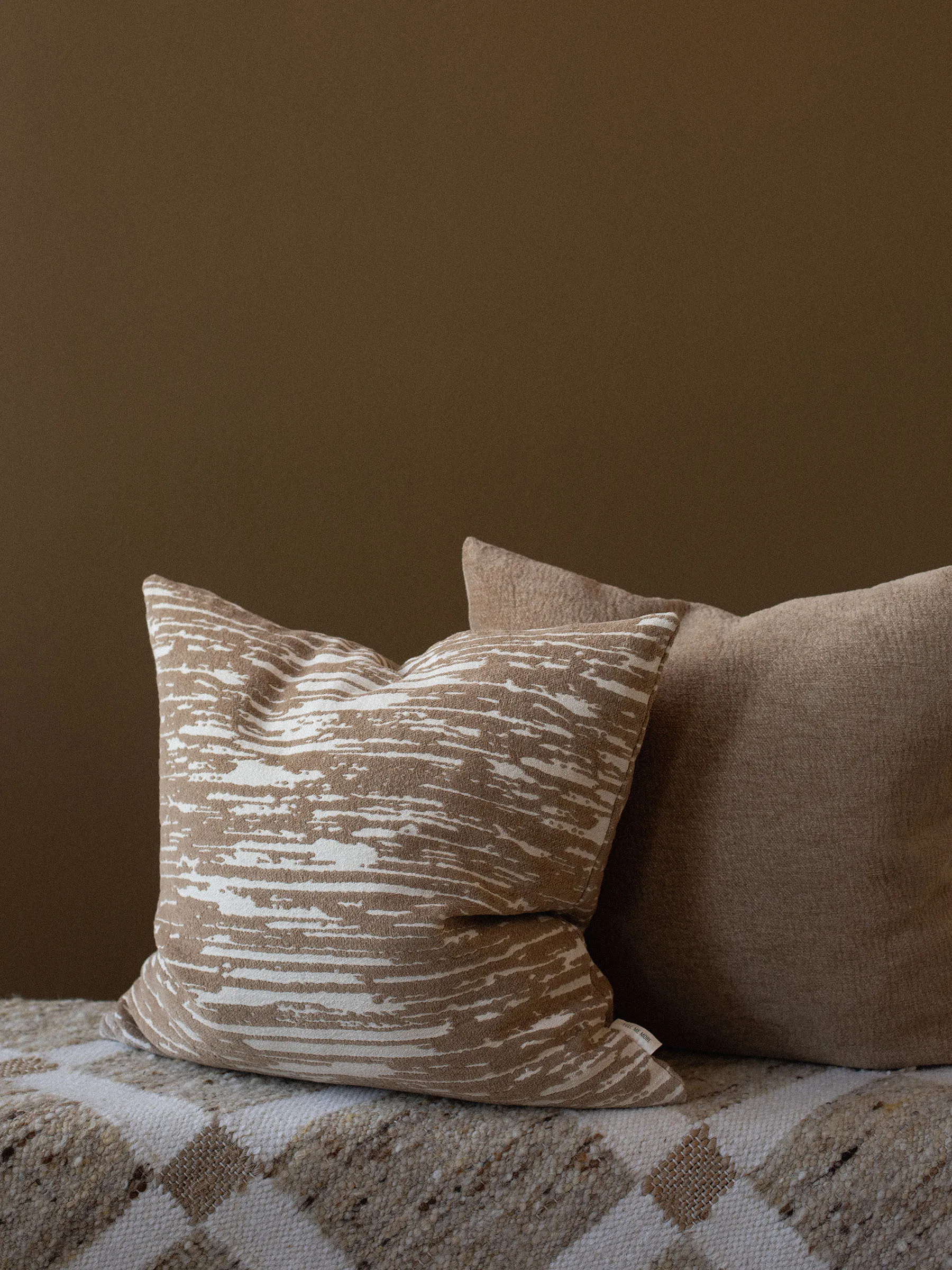 Poszewka na poduszkę Celine 50x50 cm, Beżowy Tell Me More