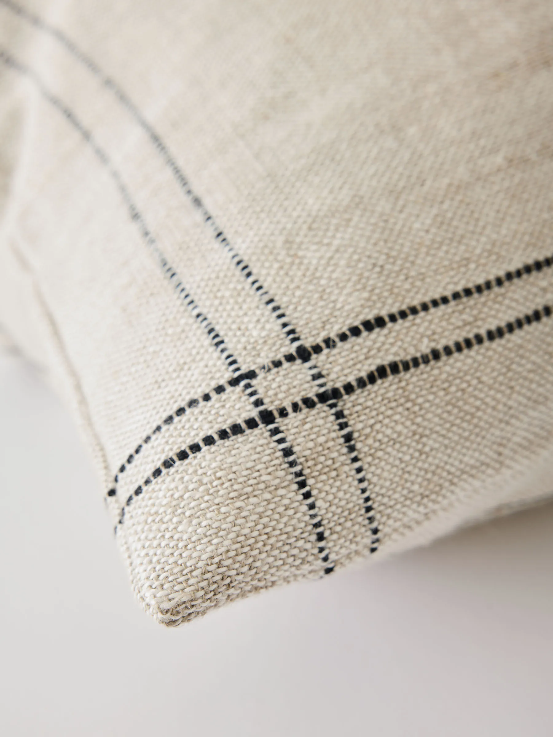 Poszewka na poduszkę Elton  50x50 cm, Beżowy Tell Me More