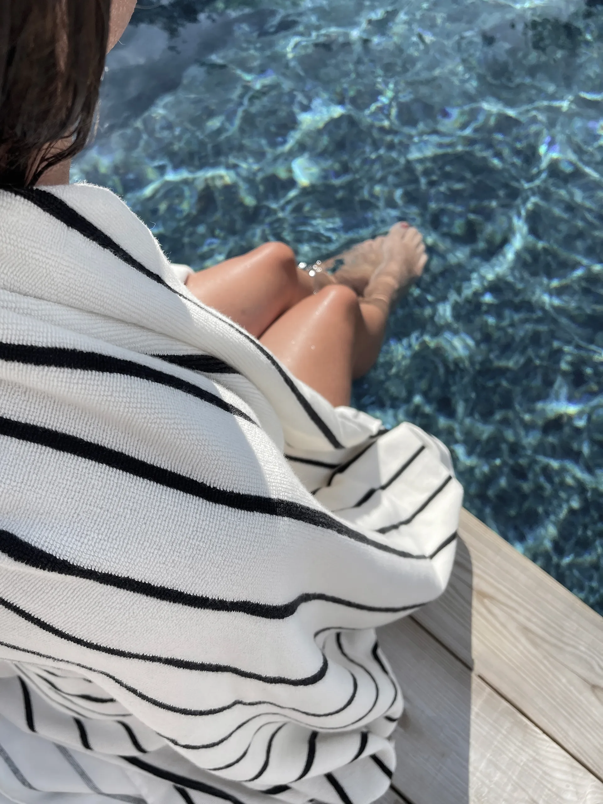 Ręcznik kąpielowy Juno 100x180 cm, Czarny Tell Me More