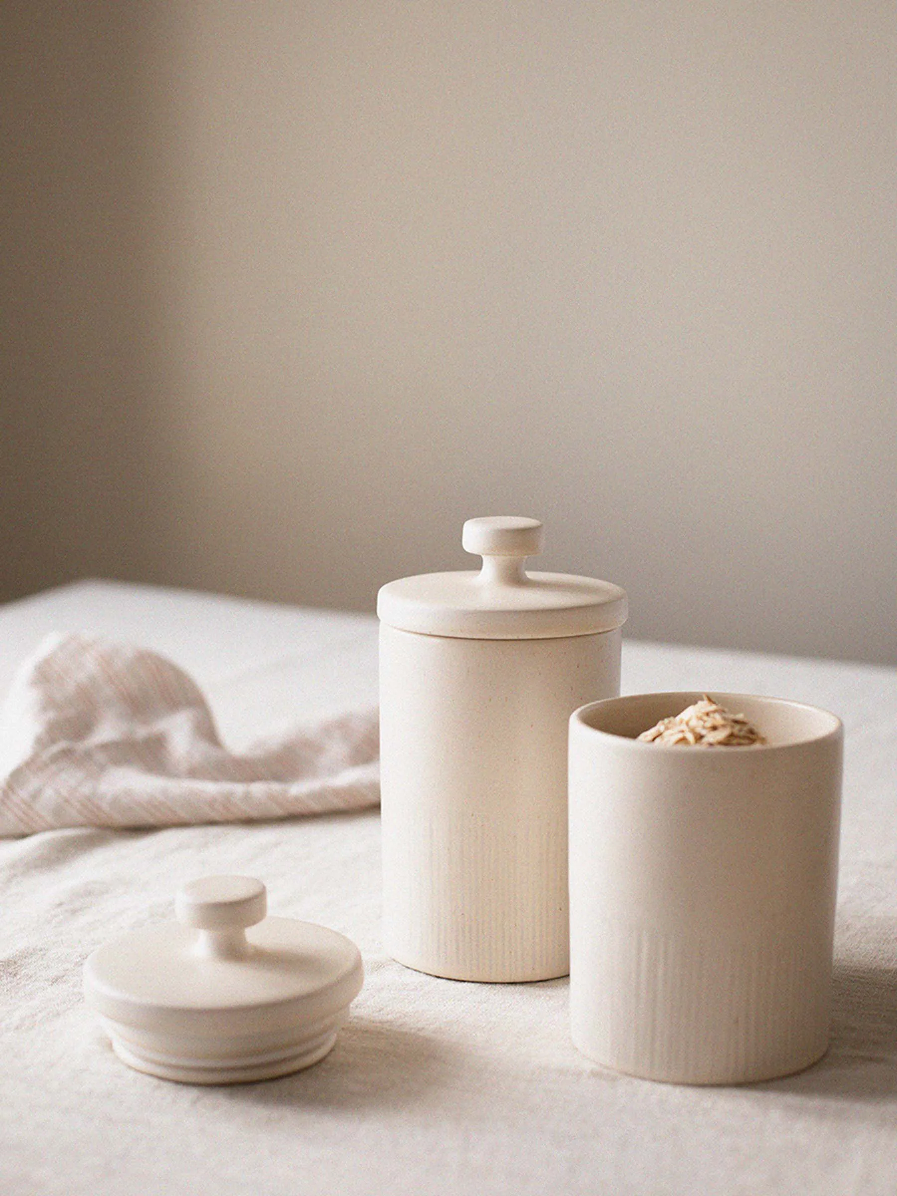 Słoik z pokrywką Palermo , Offwhite, medium 1,1 L Tell Me More