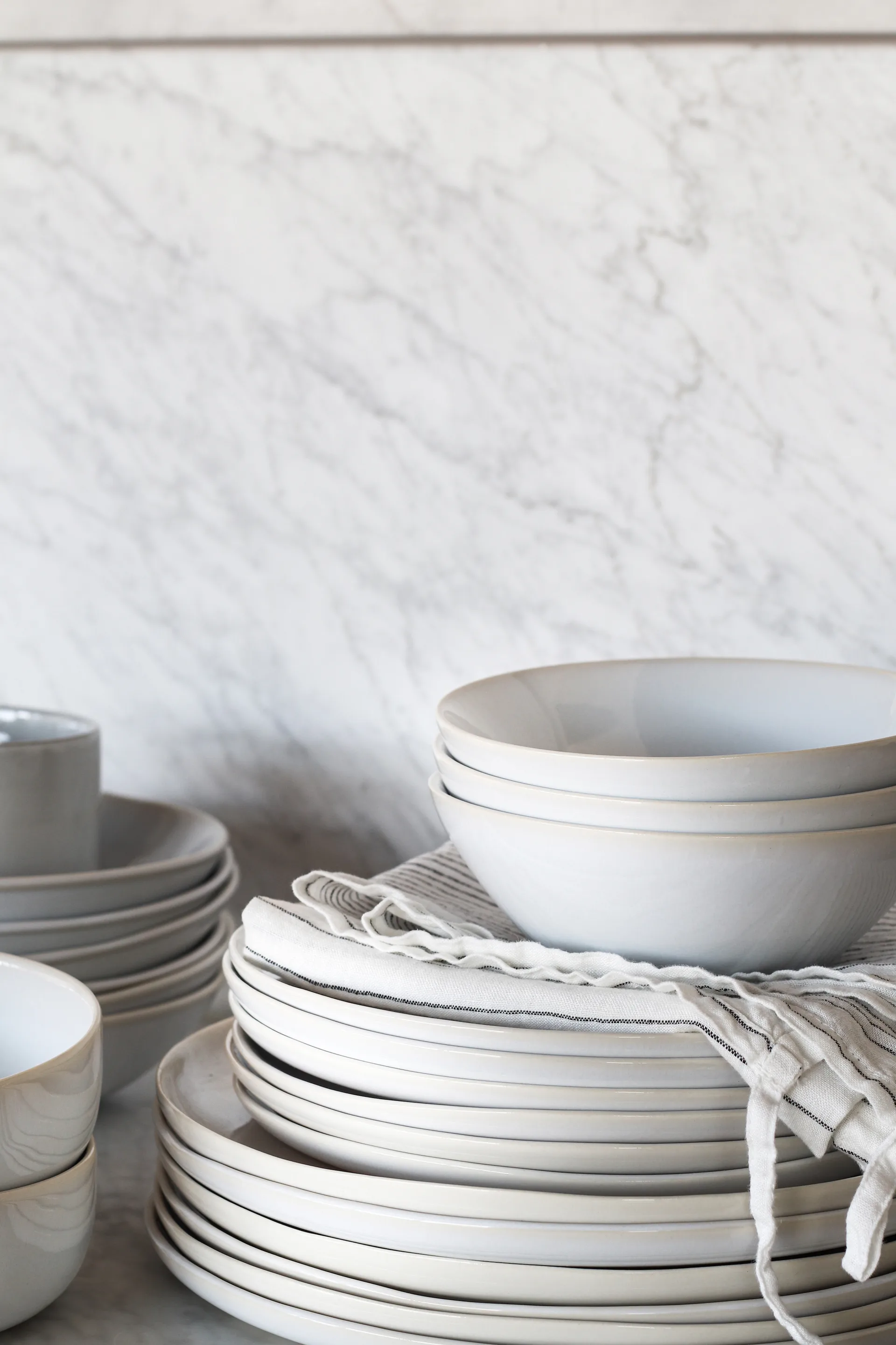 Talerz Vince 27 cm, Biały Tell Me More