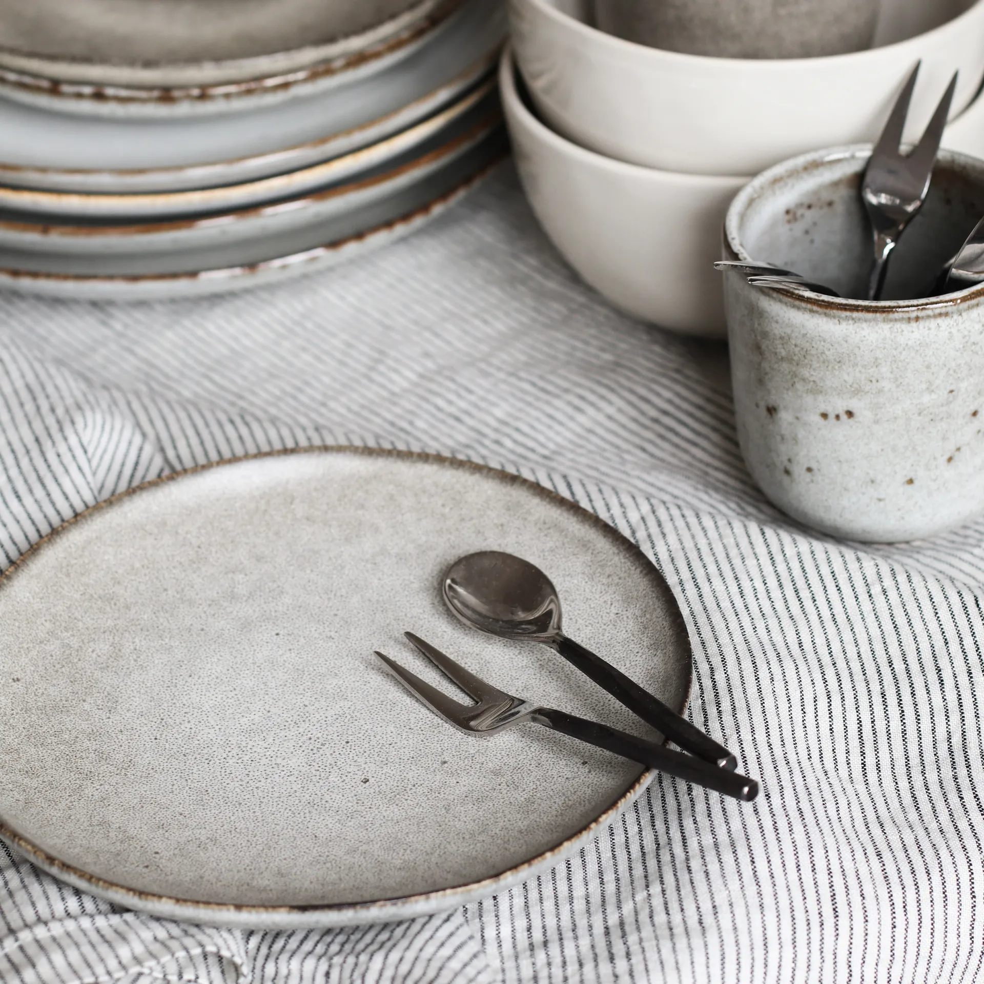 Widelec półmiskowy Steel, Stal opalizowana Tell Me More