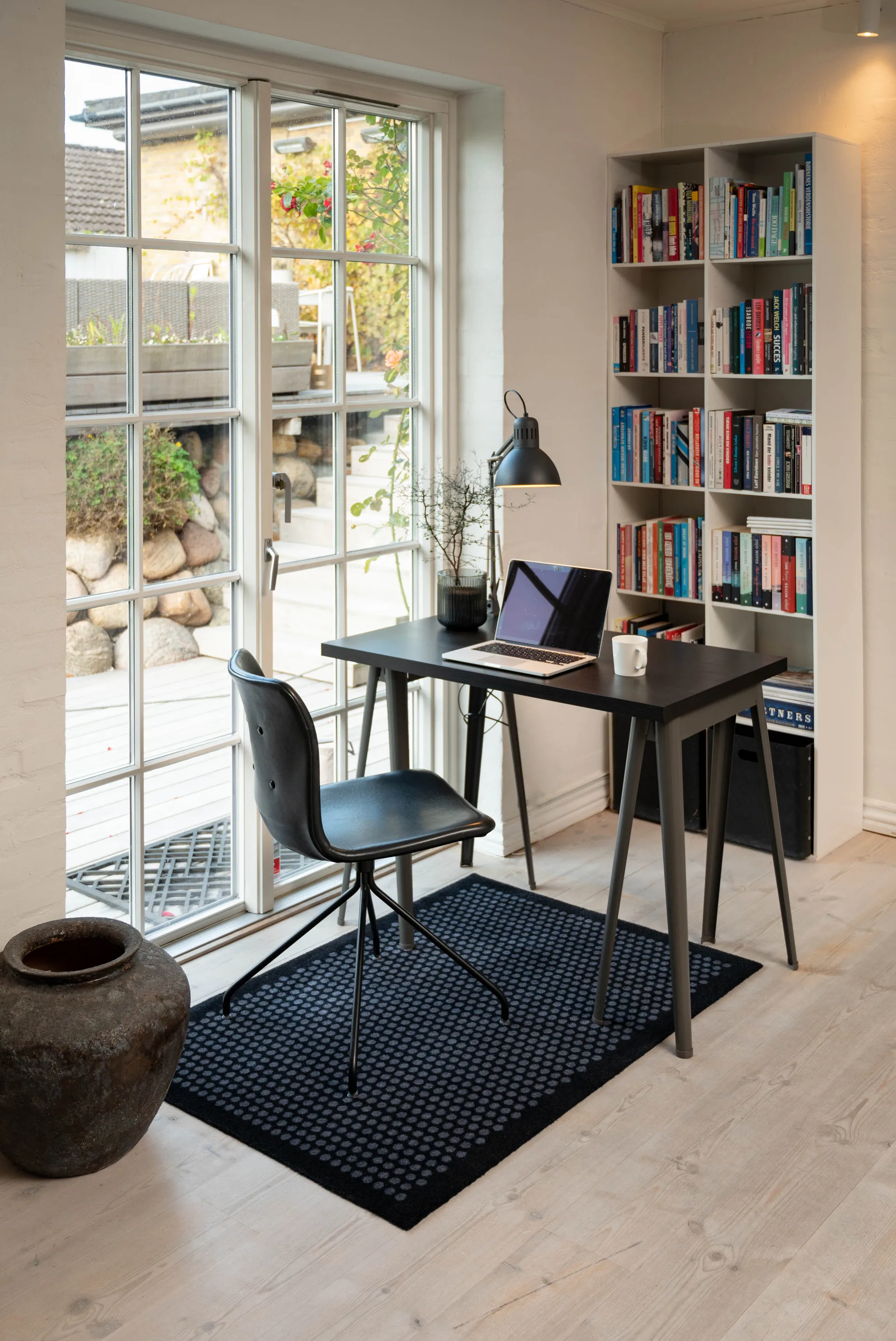 Chodnik Dot, Black, 90x130 cm tica copenhagen