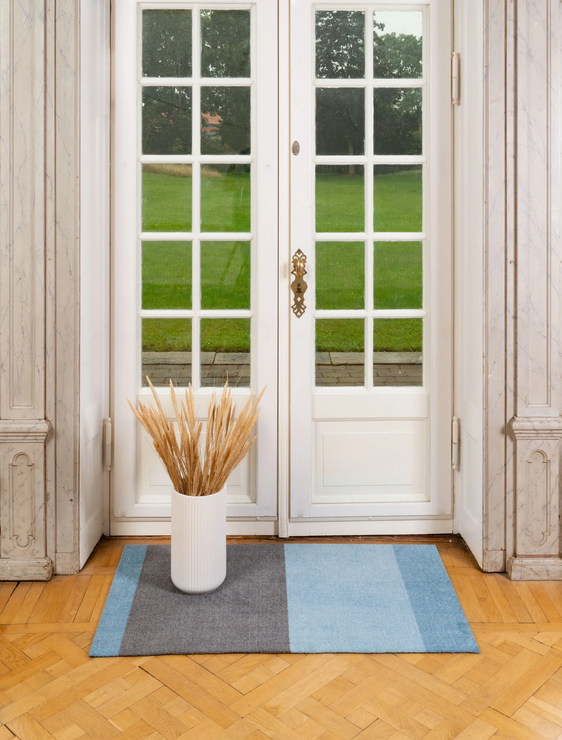 Chodnik Stripes pasy poziome, Blue-steel grey, 67x120 cm tica copenhagen