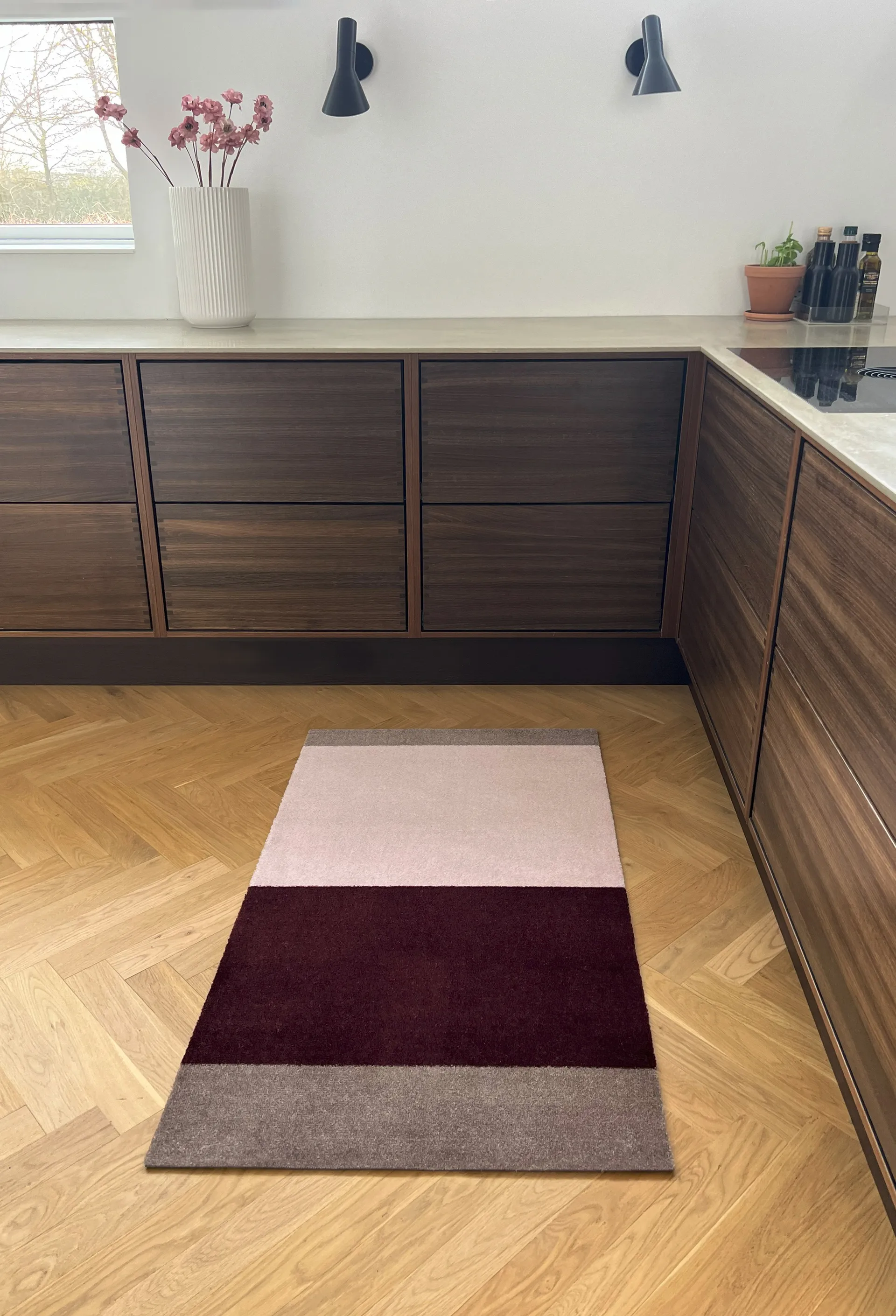 Chodnik Stripes pasy poziome, Bordeaux-rose-sand, 67x120 cm tica copenhagen