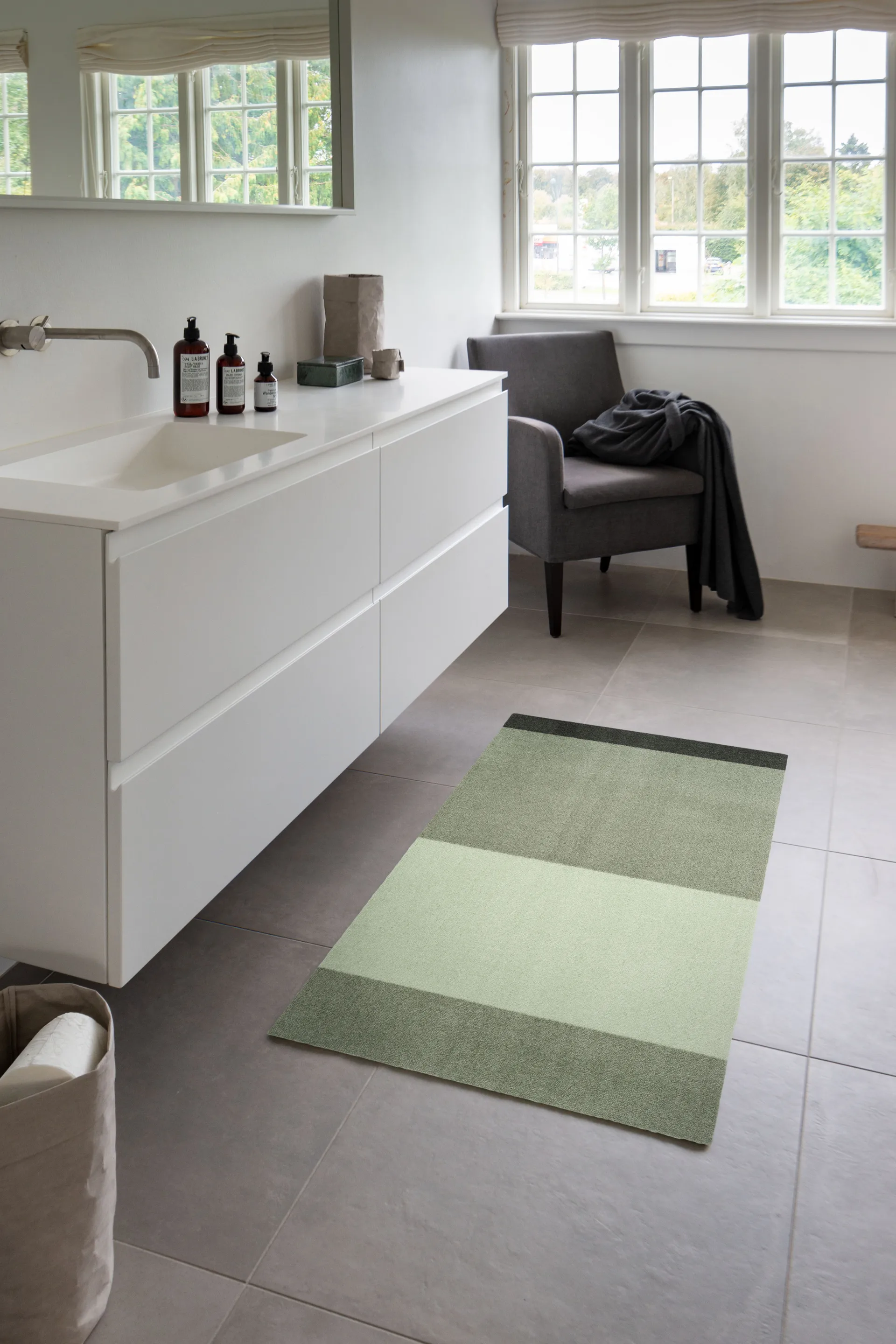 Chodnik Stripes pasy poziome, Green, 67x120 cm tica copenhagen