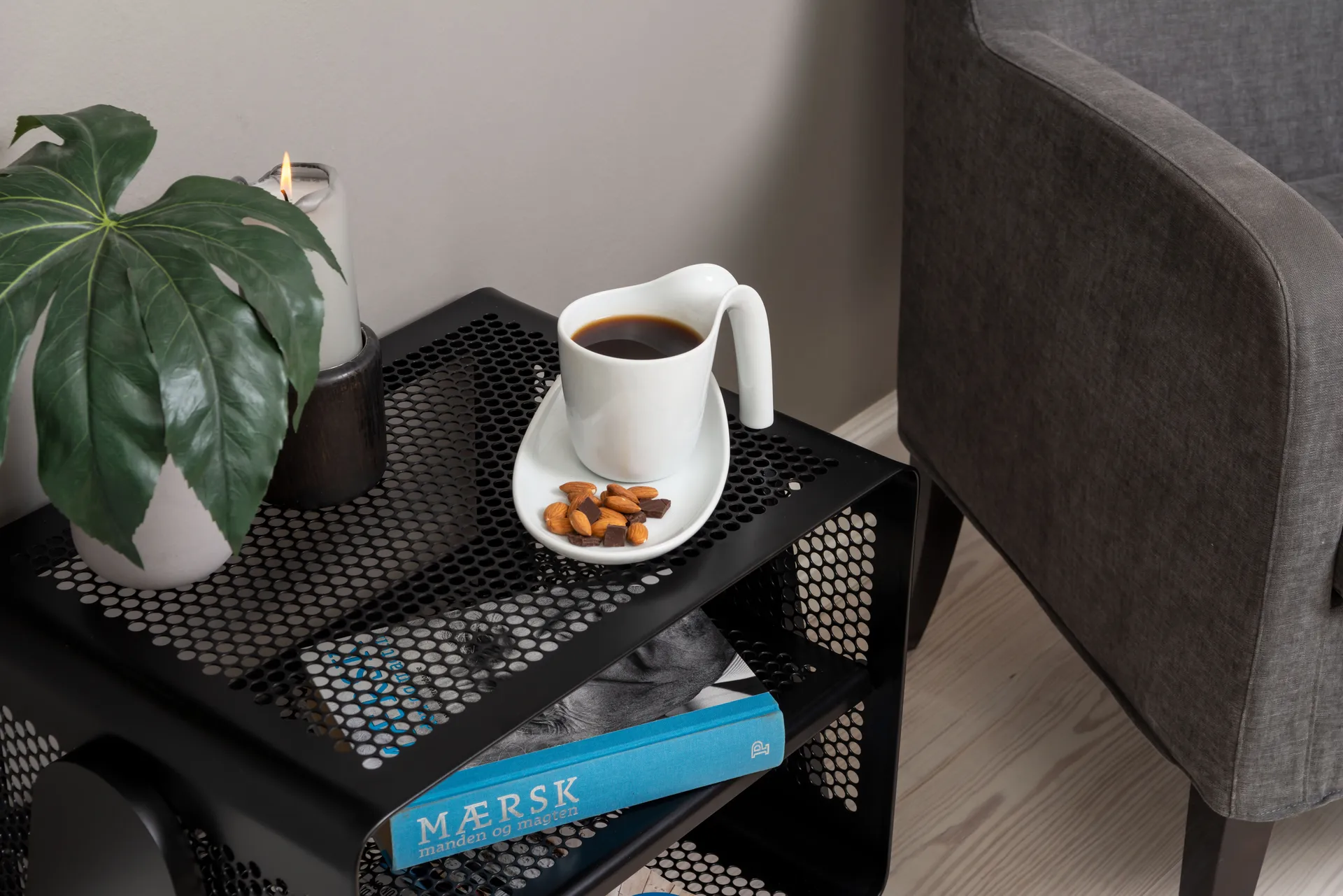 Szafka Tica mała, Black tica copenhagen