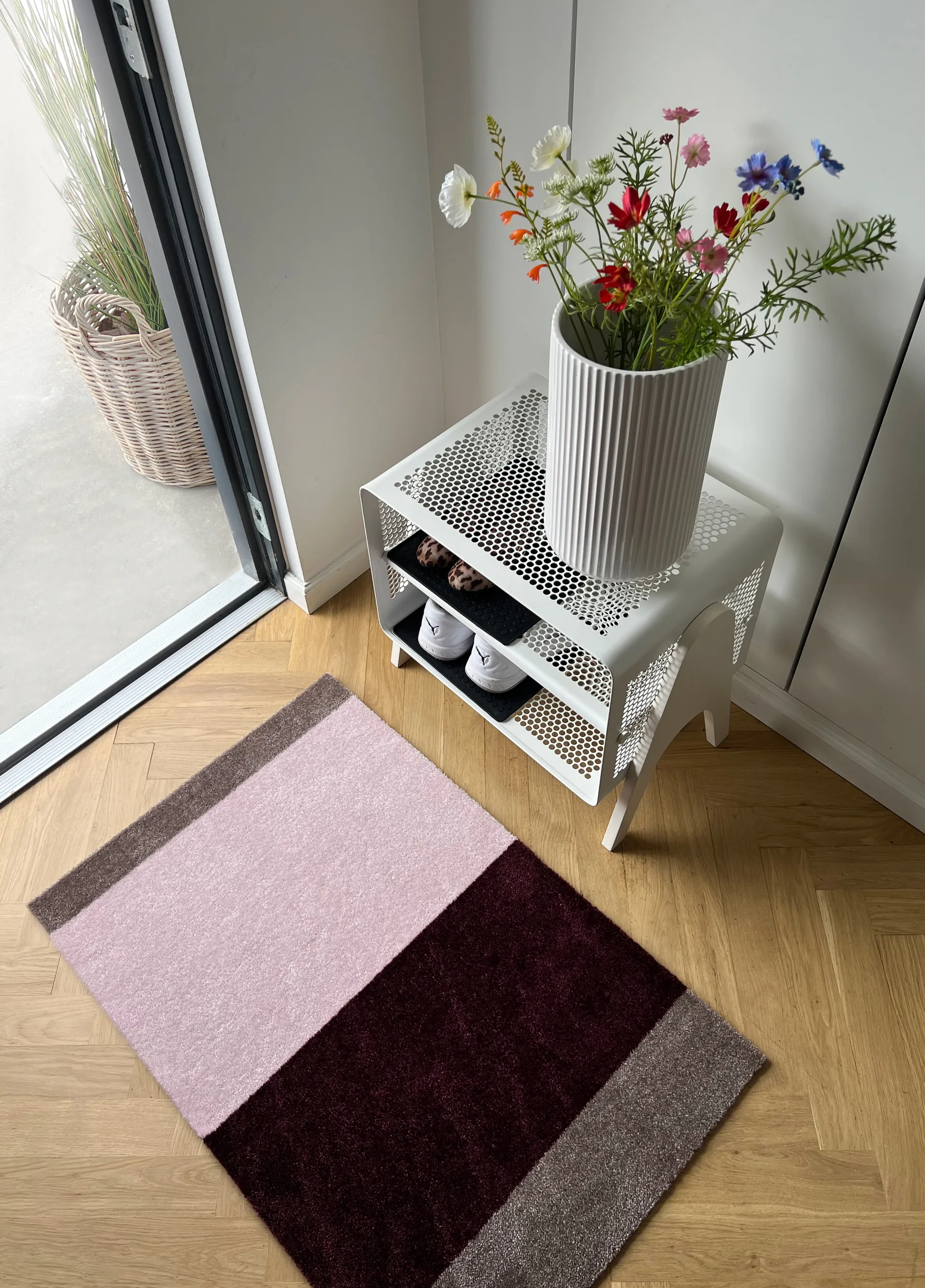 Wycieraczka Stripes pasy poziome, Bordeaux-rose-sand, 60x90 cm tica copenhagen