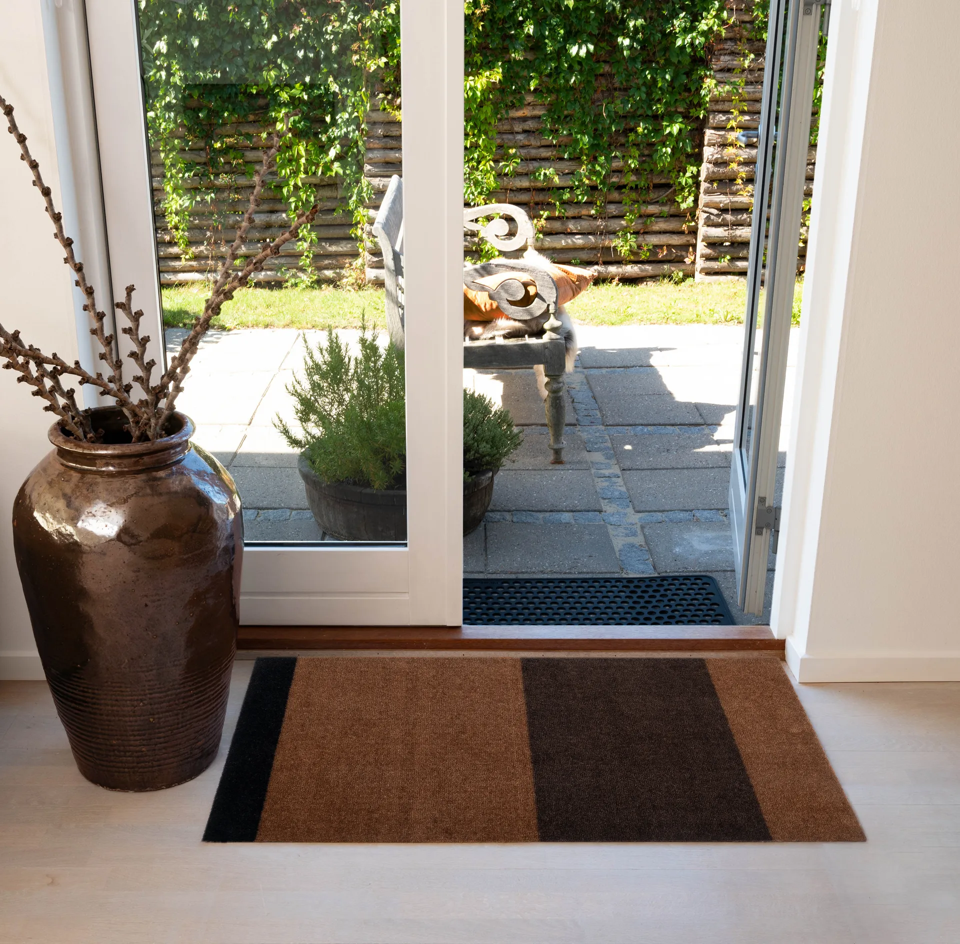 Wycieraczka Stripes pasy poziome, Cognac-dark brown-black, 60x90 cm tica copenhagen