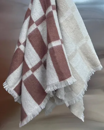 Koc z moheru Hallin - Off white-rust, 130x170 cm - Tinted
